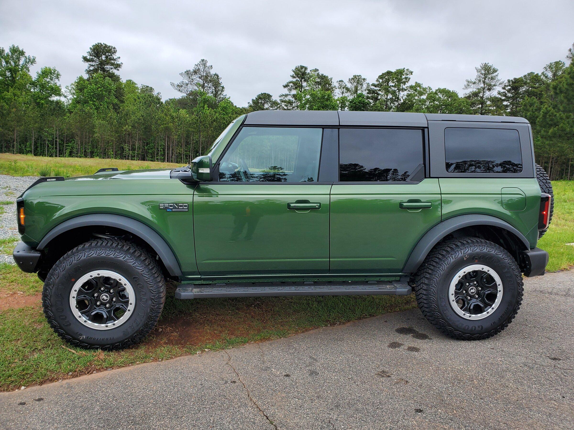 Ford Bronco 🛠 3/14/22 Build Week Group 20220508_125604