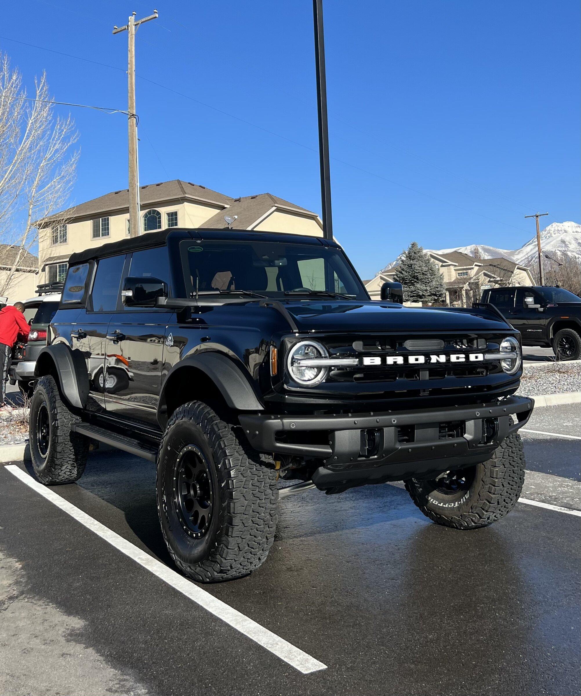 Ford Bronco 2021 Bronco OBX Sasquatch High Package 4D349693-3CDD-450A-A8E7-F8BDEDBBE16A