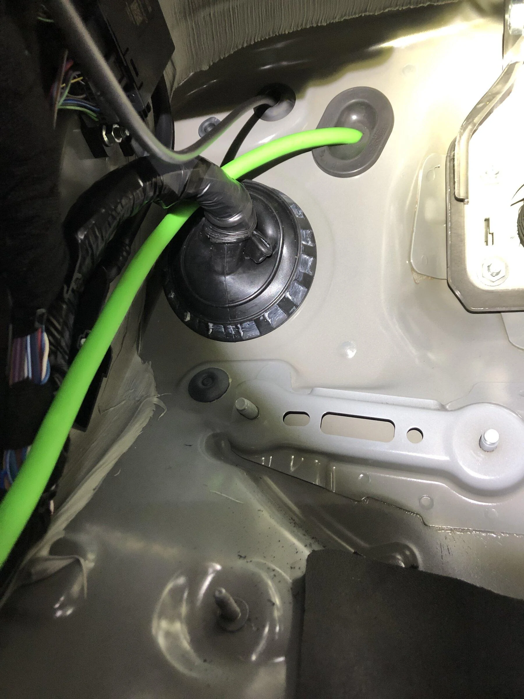 Ford Bronco Complete Stereo Install - Amp, DSP, Speakers and Sub.  Lots of Pictures. power firewall