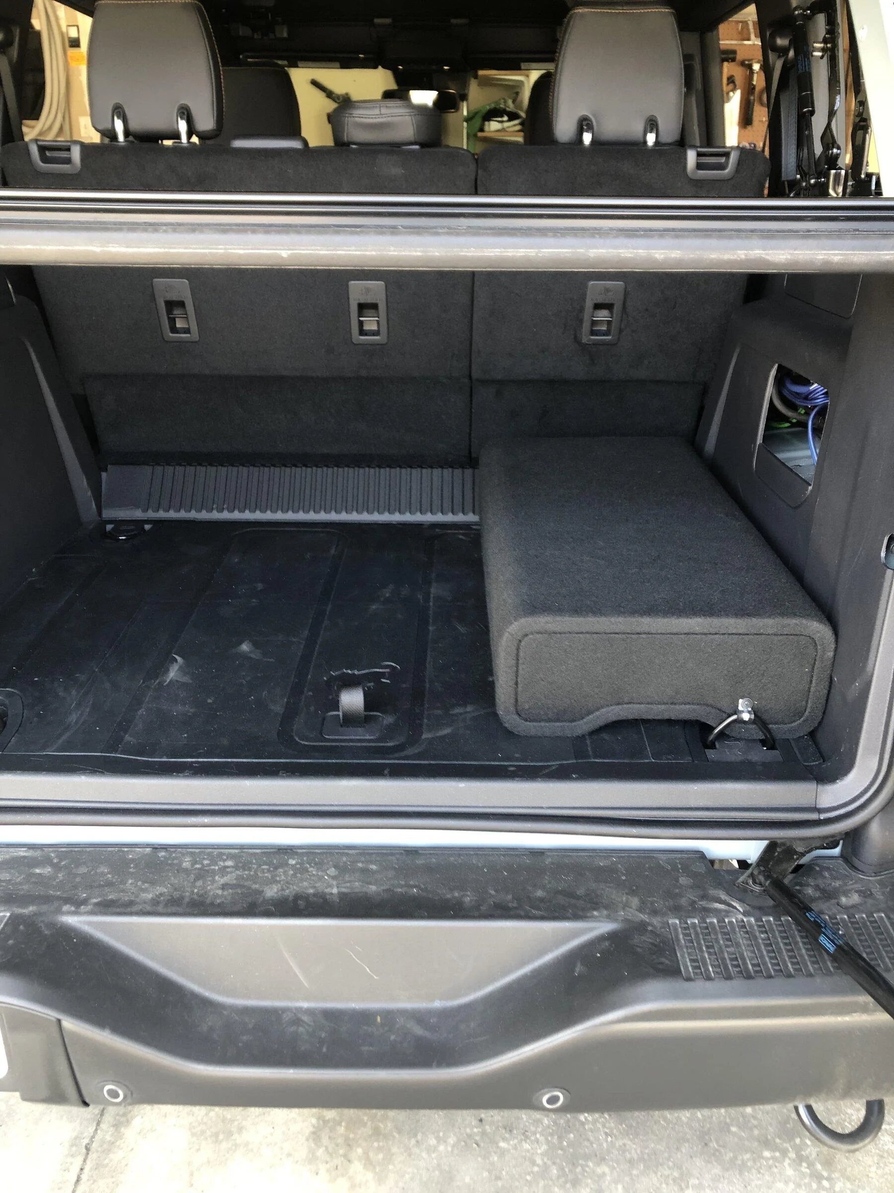 Ford Bronco Complete Stereo Install - Amp, DSP, Speakers and Sub.  Lots of Pictures. su