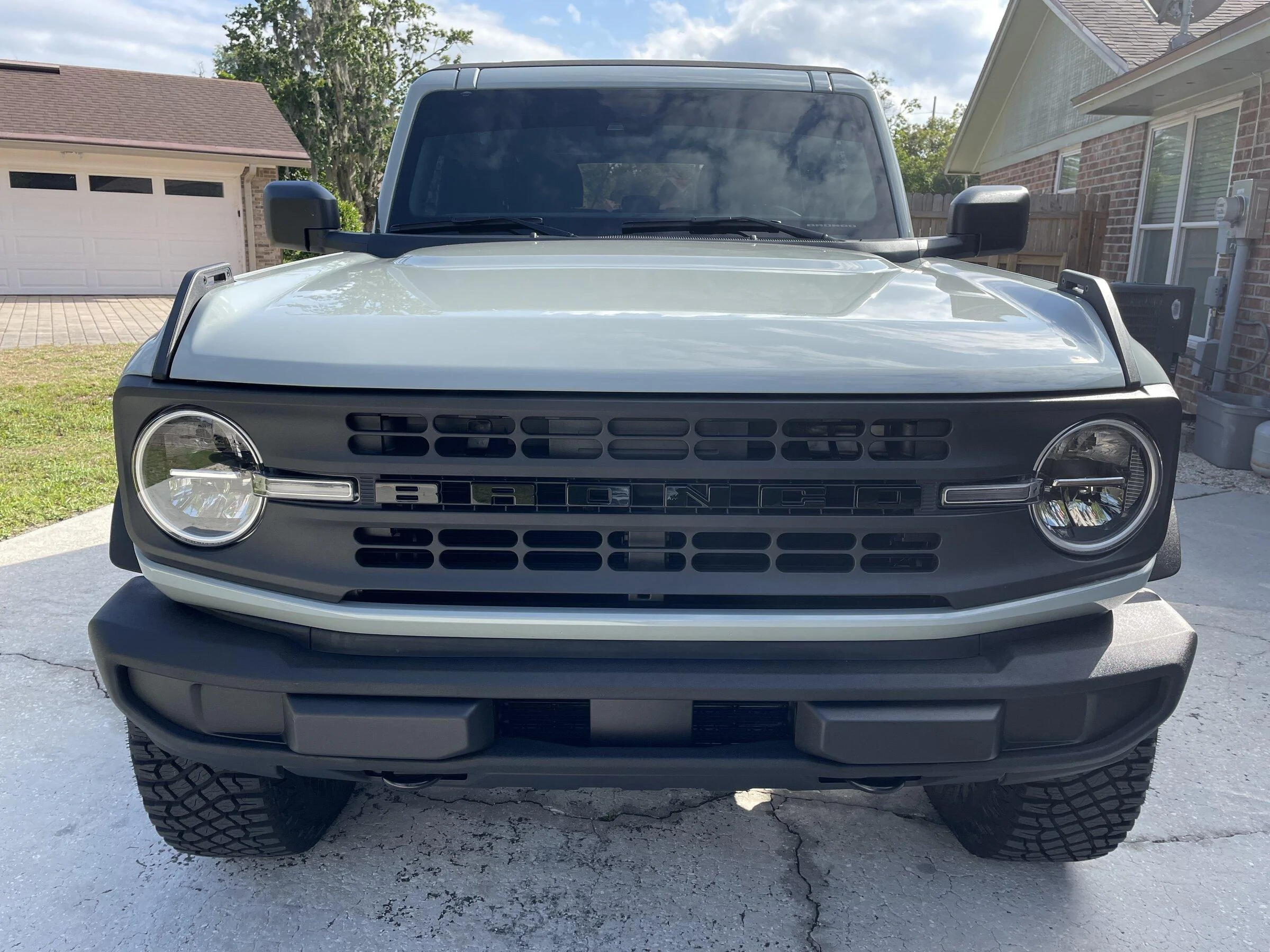 Ford Bronco CACTUS GRAY Bronco Club 9B62CA93-4203-478E-B0C4-5DEC58A0856D