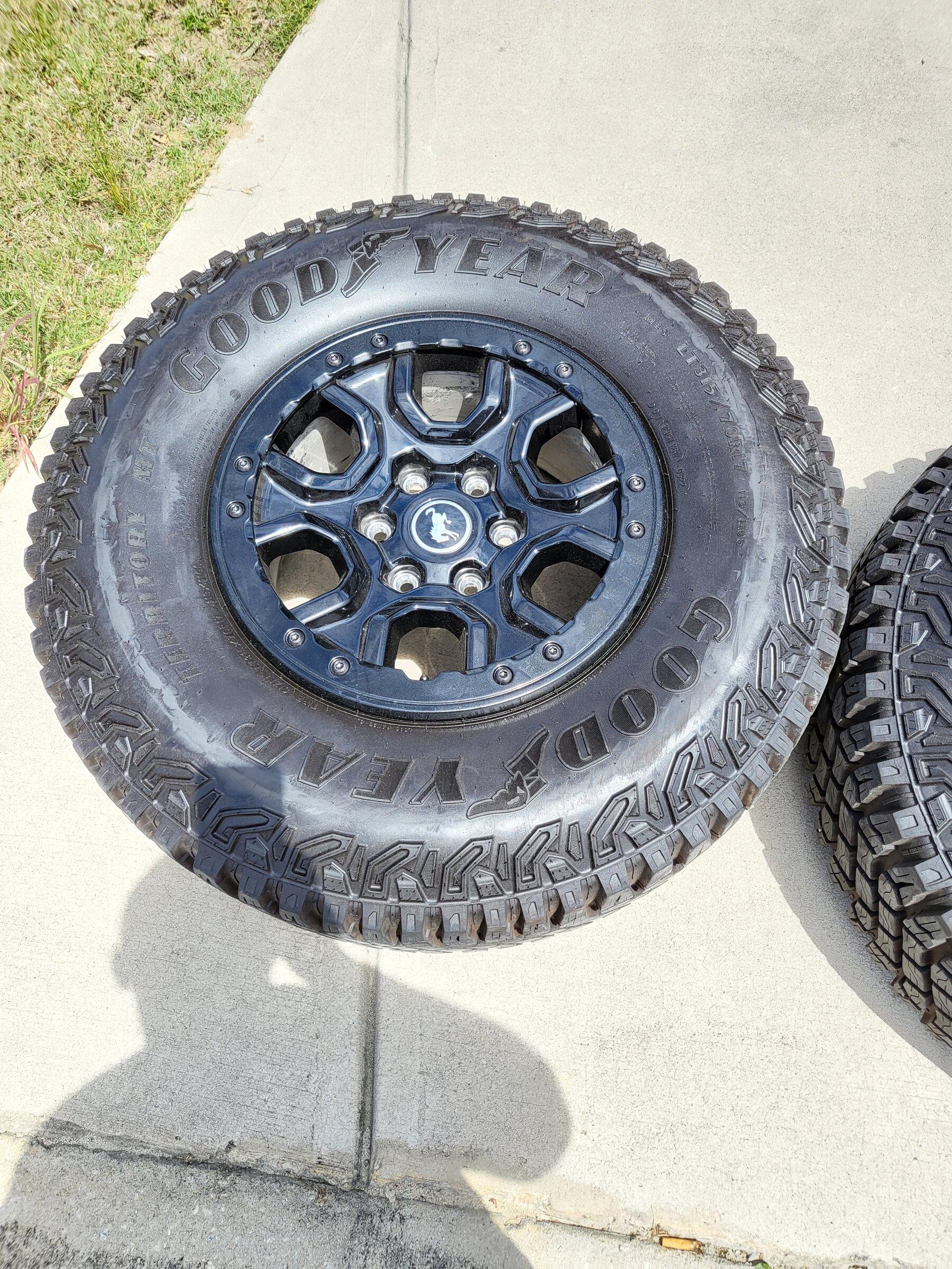 Ford Bronco Complete Wildtrak Wheel Setup. 20220508_123937