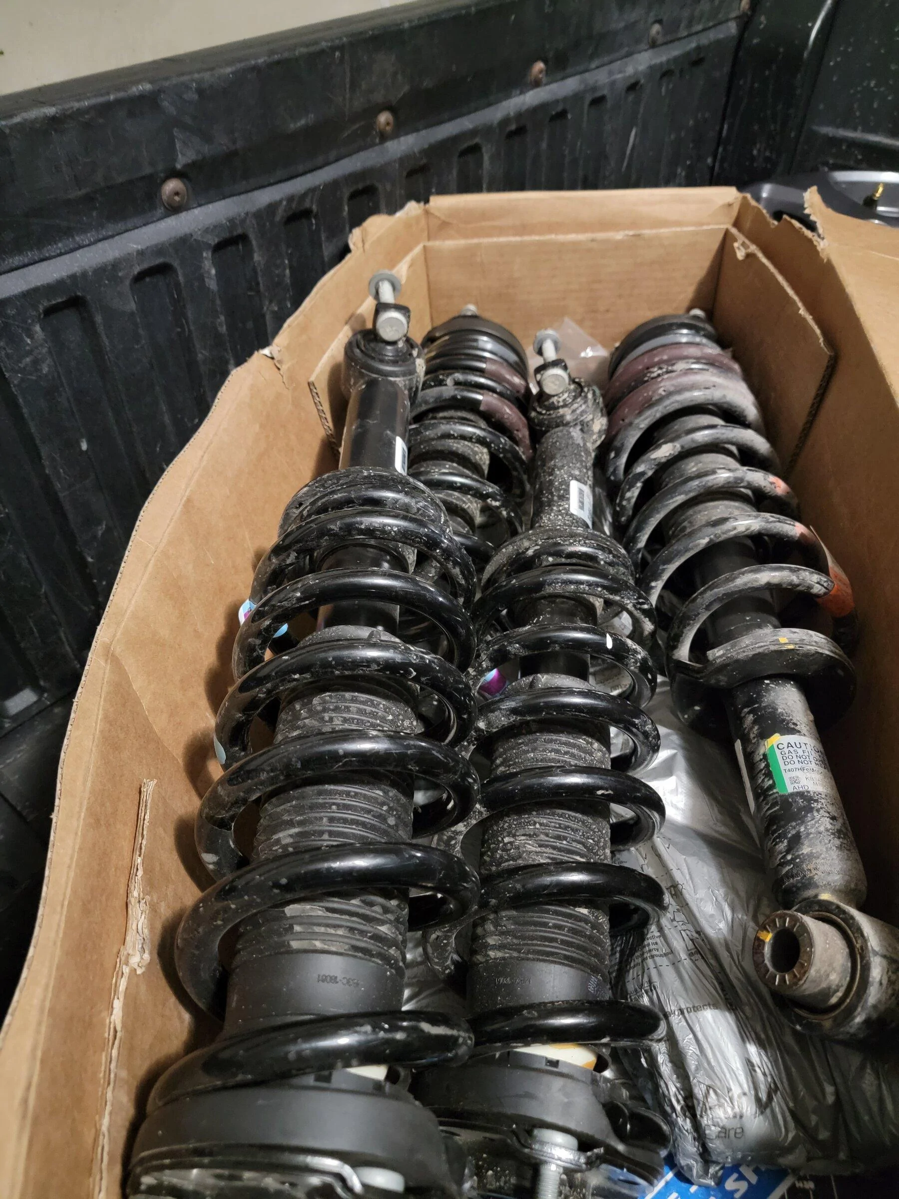 Ford Bronco Standard front & rear bumpers, also shocks $950 20220401_211822