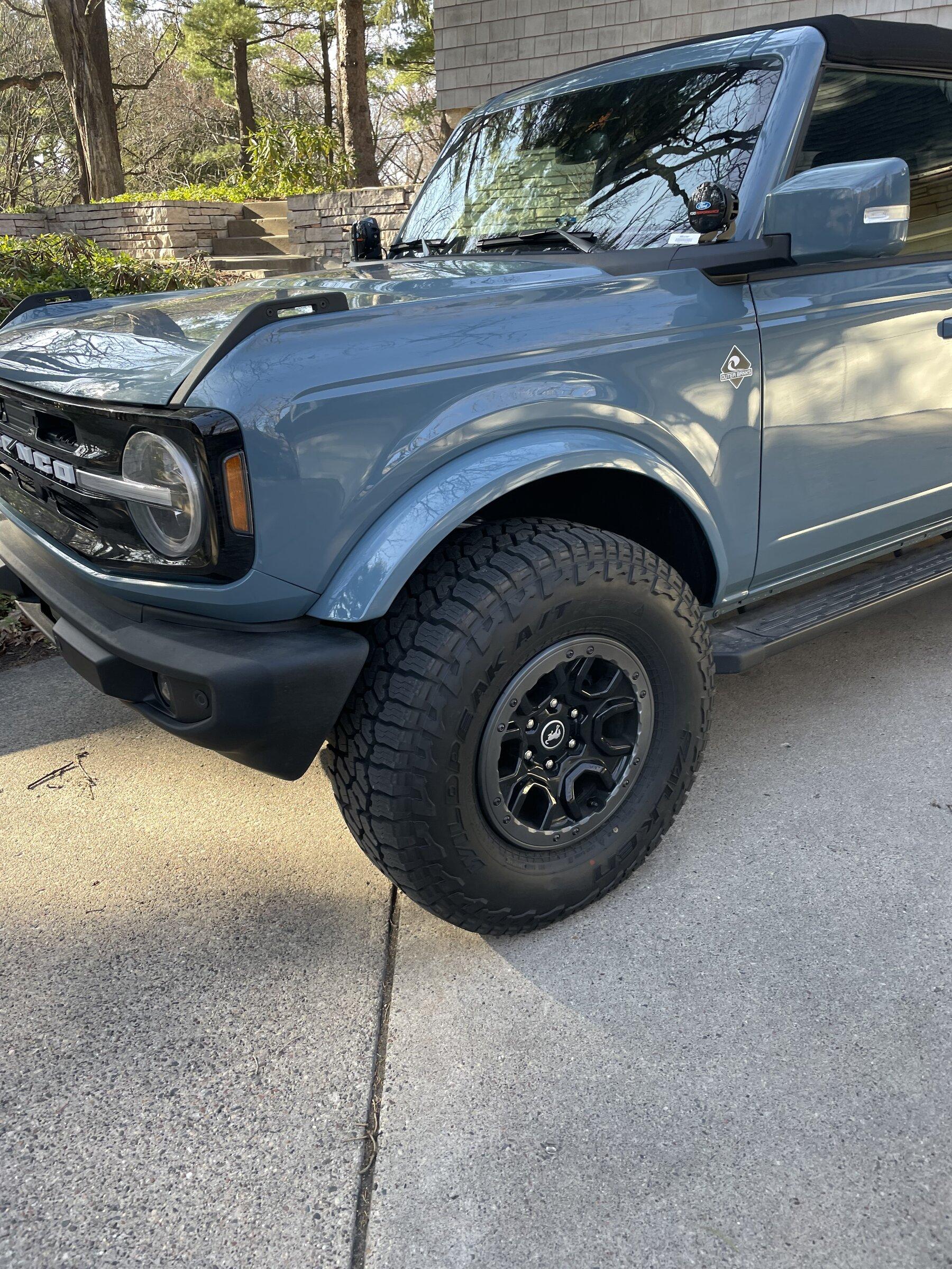 Ford Bronco I need tire help... 22146077-C977-4FD4-B5F3-EFE46E5D1A54