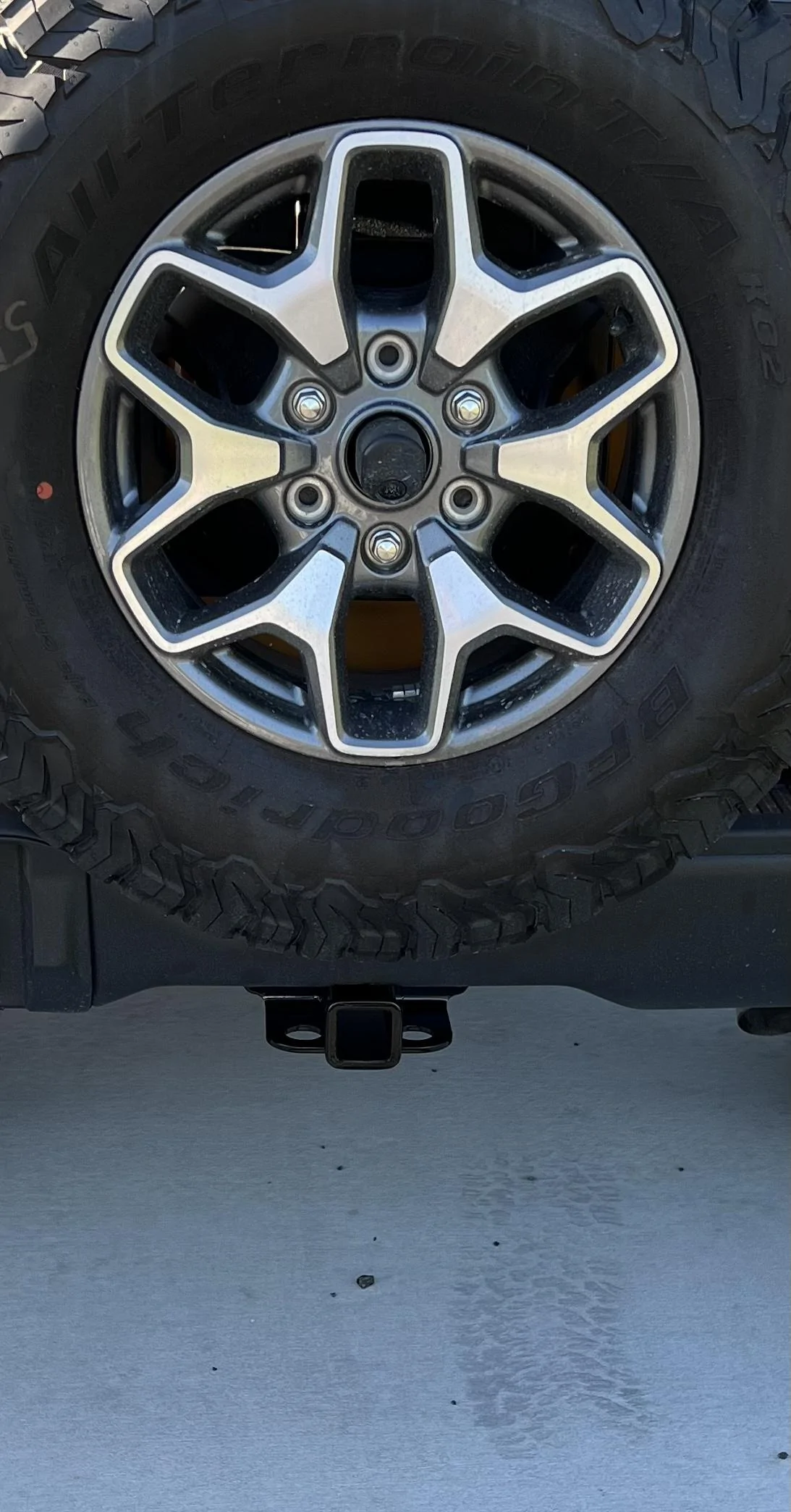 Ford Bronco CURT 13493 Hitch image0