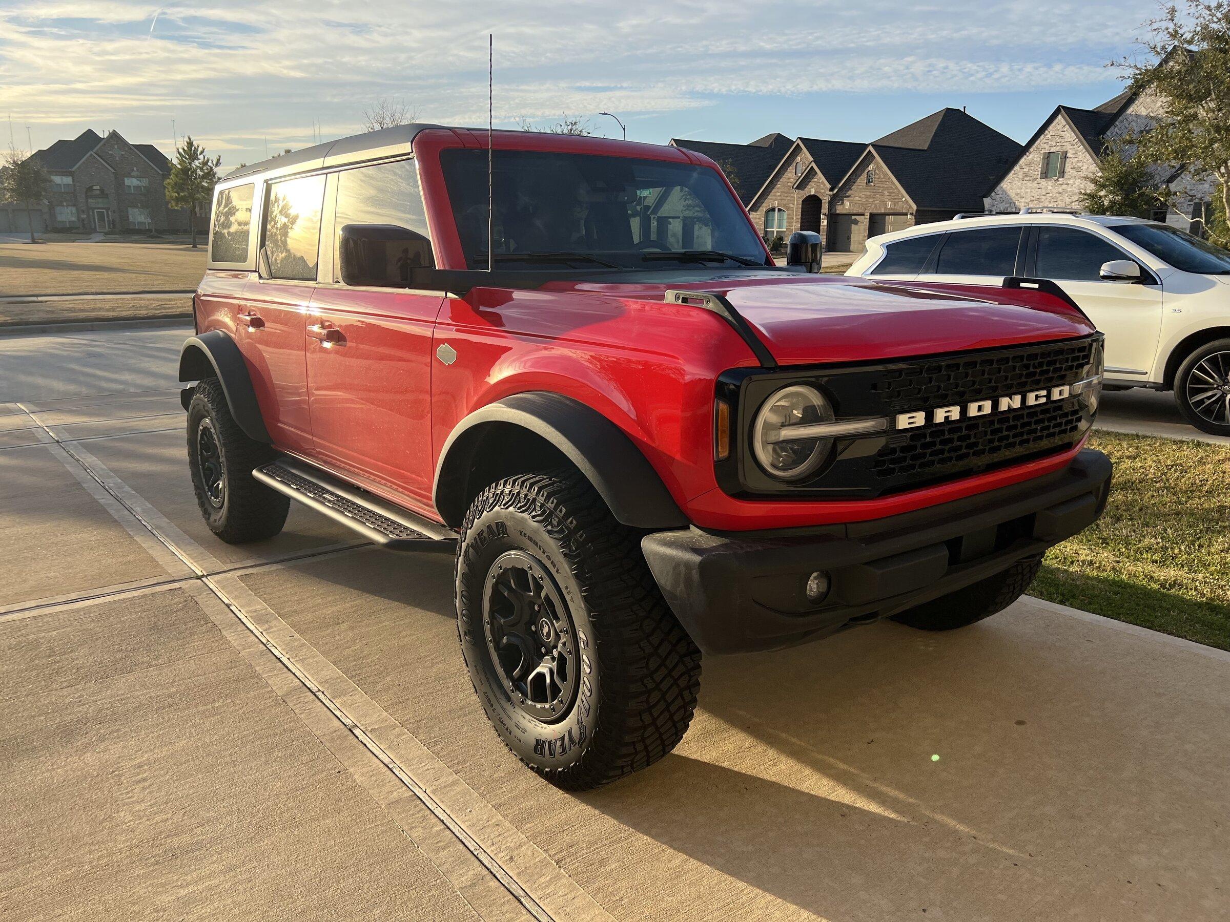 Ford Bronco Wildtrak Sasquatch Wheels bump1