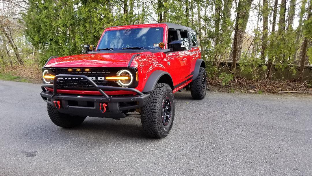 Ford Bronco Amber Raptor-style lights? 3 Lights