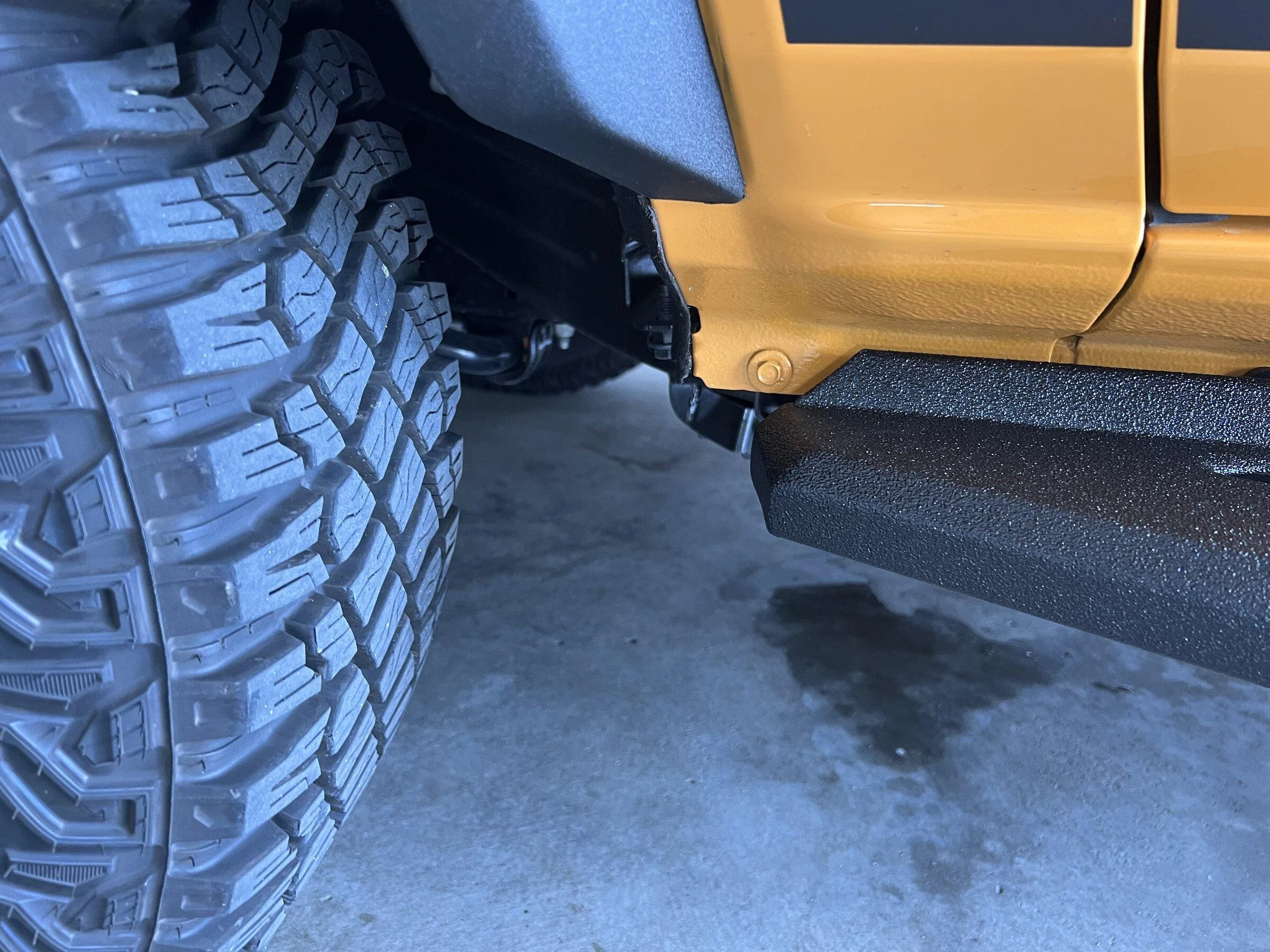 Ford Bronco Installed GORHINO side steps with the bedliner coating! 4B4B63D8-4841-42A7-83F7-9ACF7B553E69