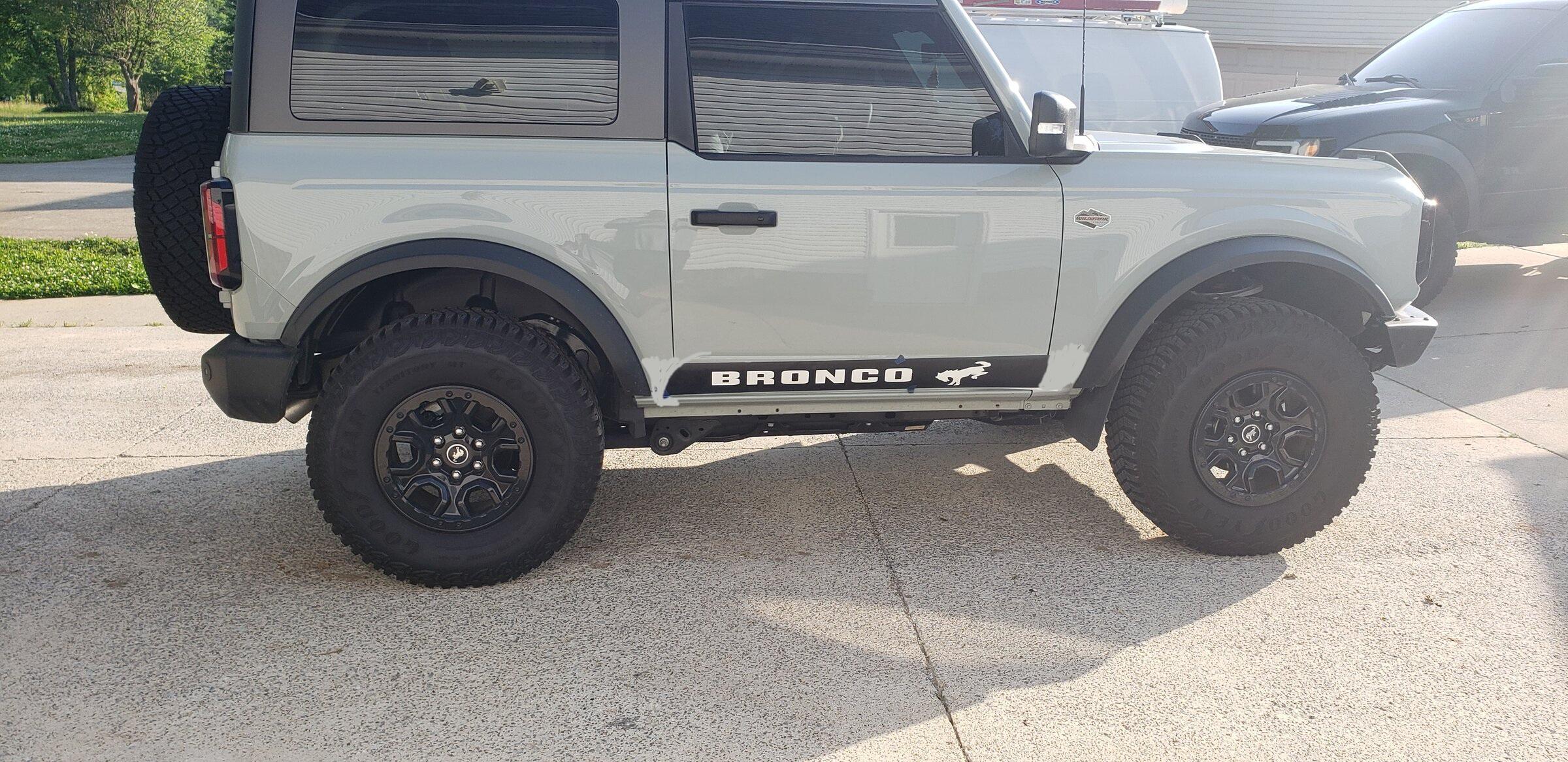 Ford Bronco Door decal strip idea 20220510_172644