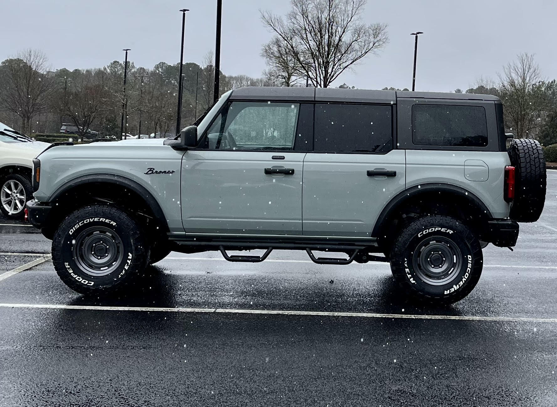 Ford Bronco Ultimate Black Diamond Non-Sasquatch pics thread bronco snow