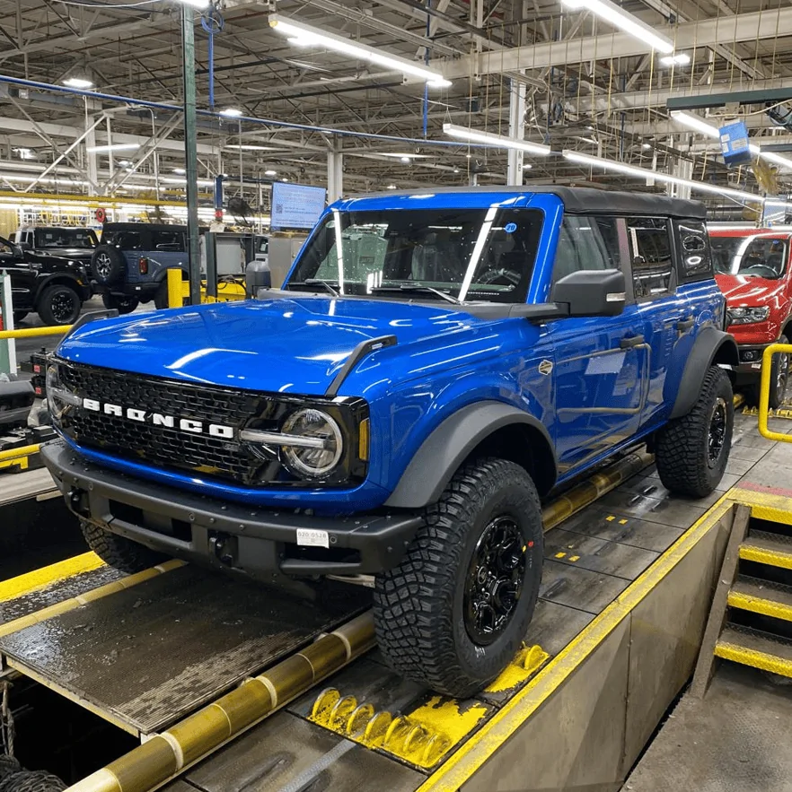 Ford Bronco 🛠 1/17/2022 Build week group 1652291015310