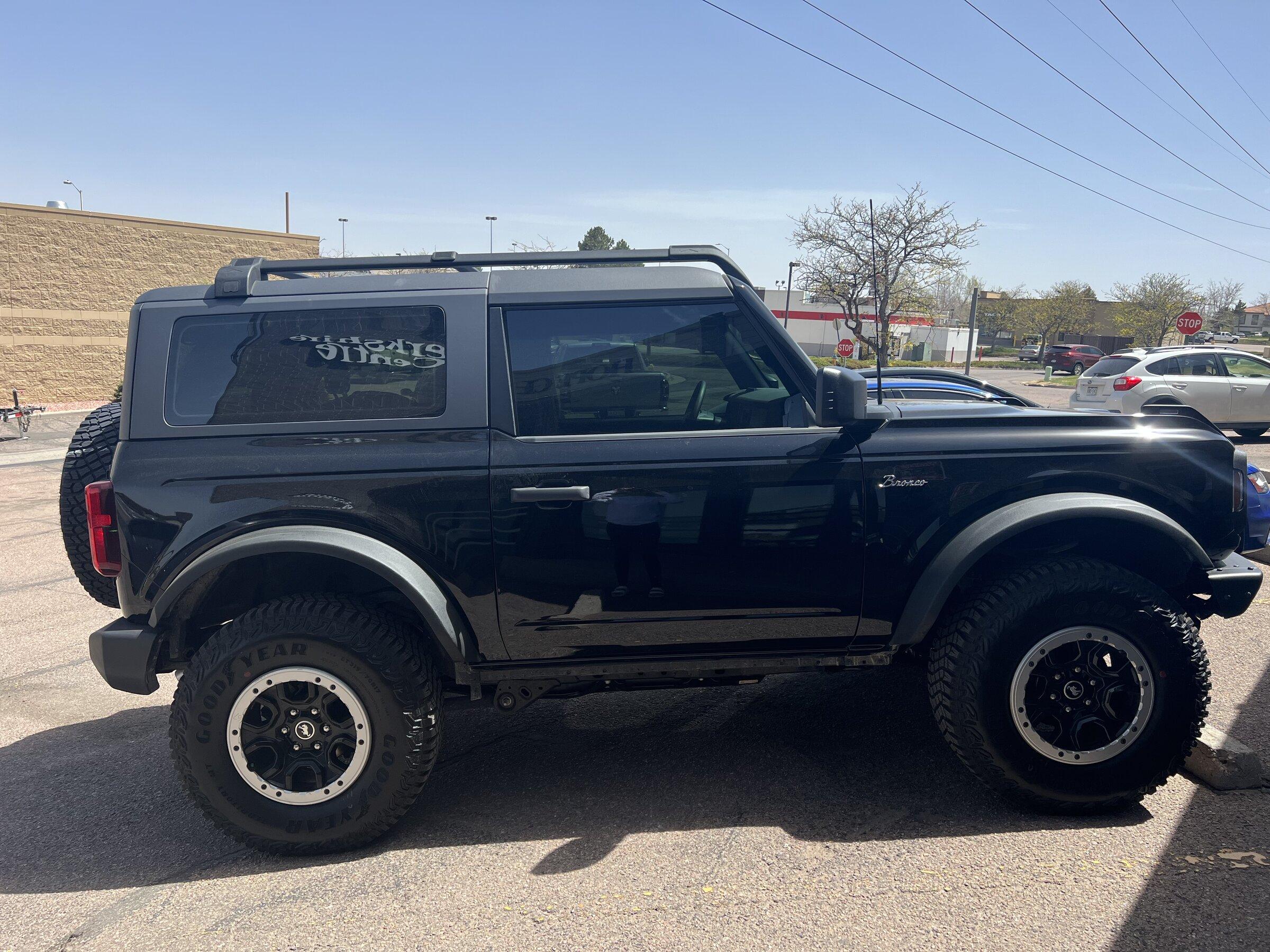 Ford Bronco 🛠 1/17/2022 Build week group AC73946F-4DA1-4998-A3EE-7C49AAAFF41F