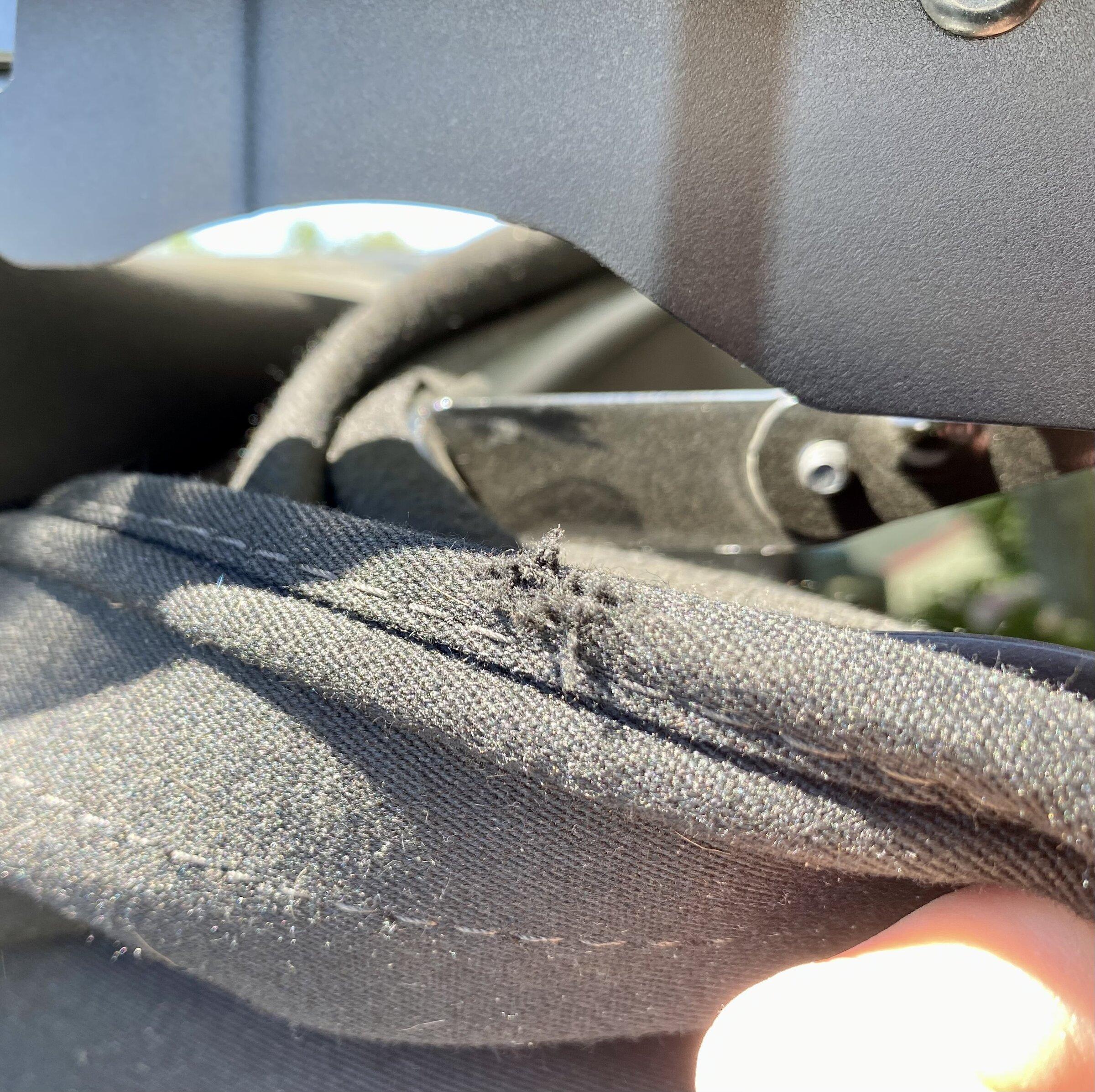 Ford Bronco Soft top fraying 1652300882299