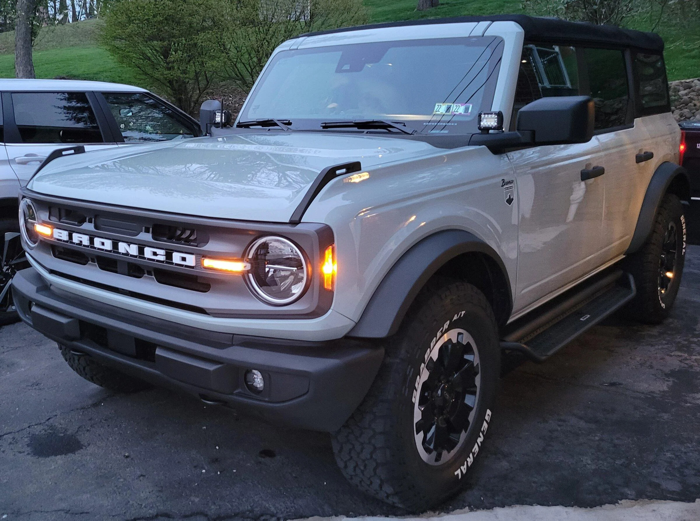 Ford Bronco Show us your installed wheel / tire upgrades here! (Pics) 20220509_220051