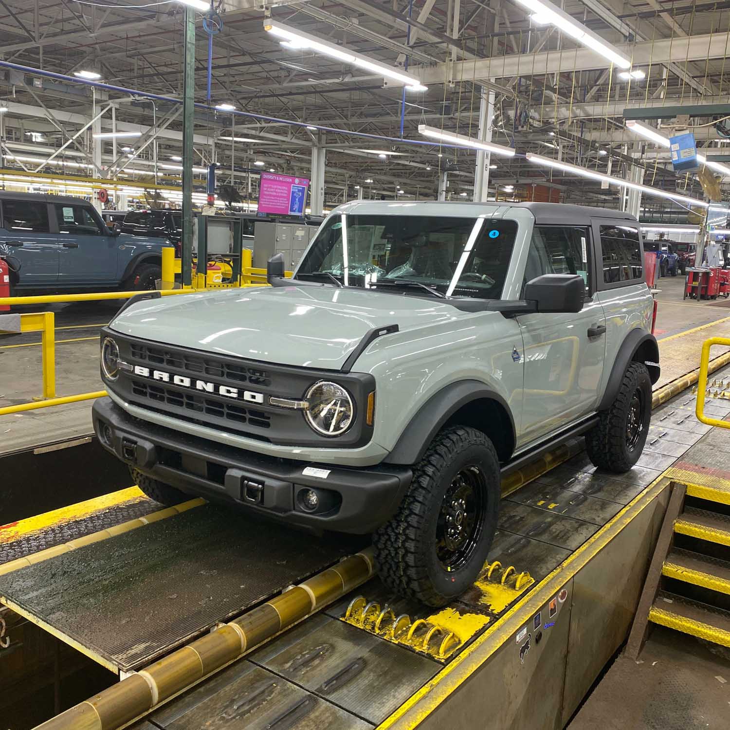 Ford Bronco 5/2/22 Build Week Group image