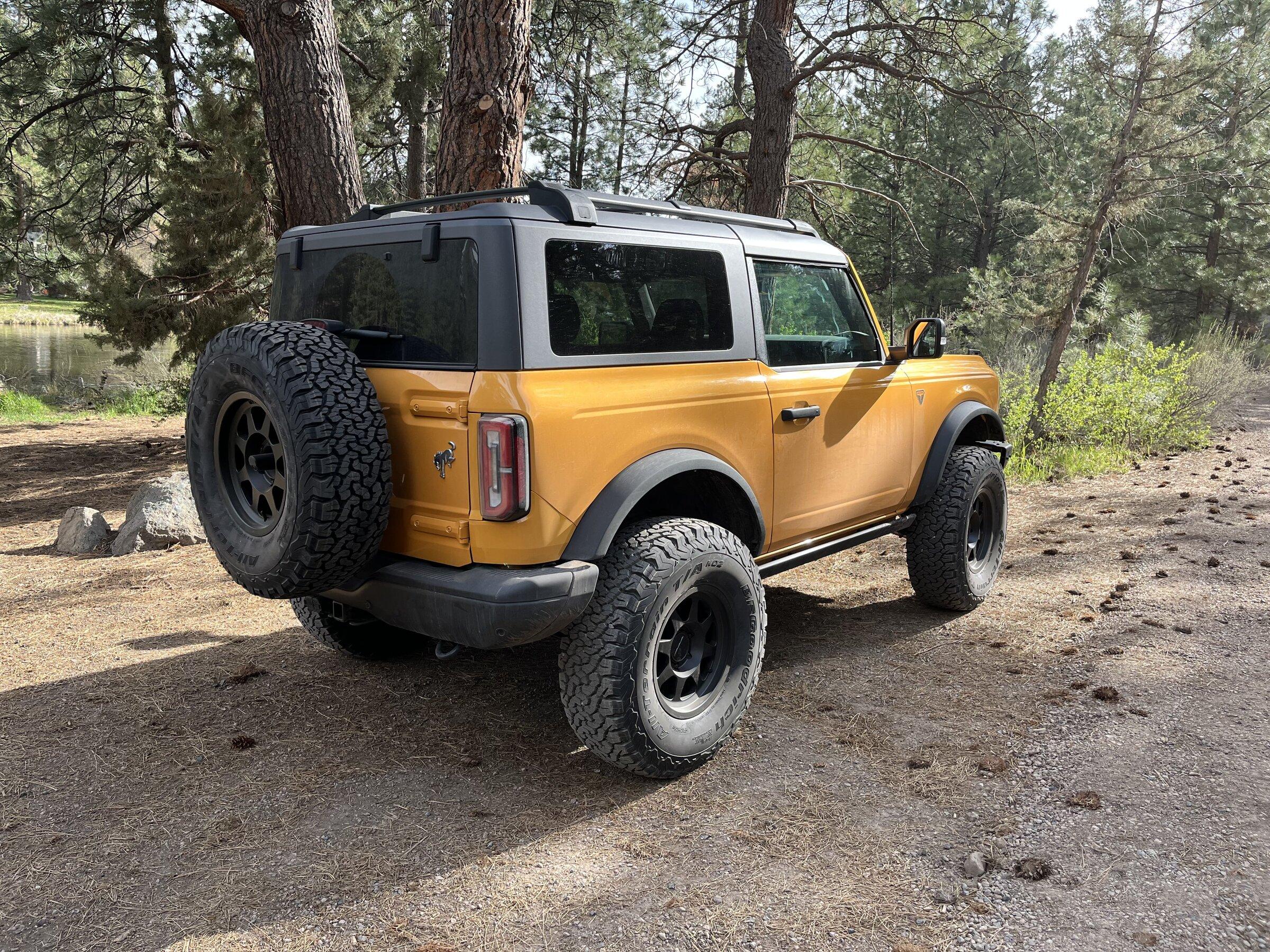 Ford Bronco 2-Door CO Badlands (non Squatch) - Maxlider Bros 4" lift, 37" BFG KO2, Method 701 IMG_0207