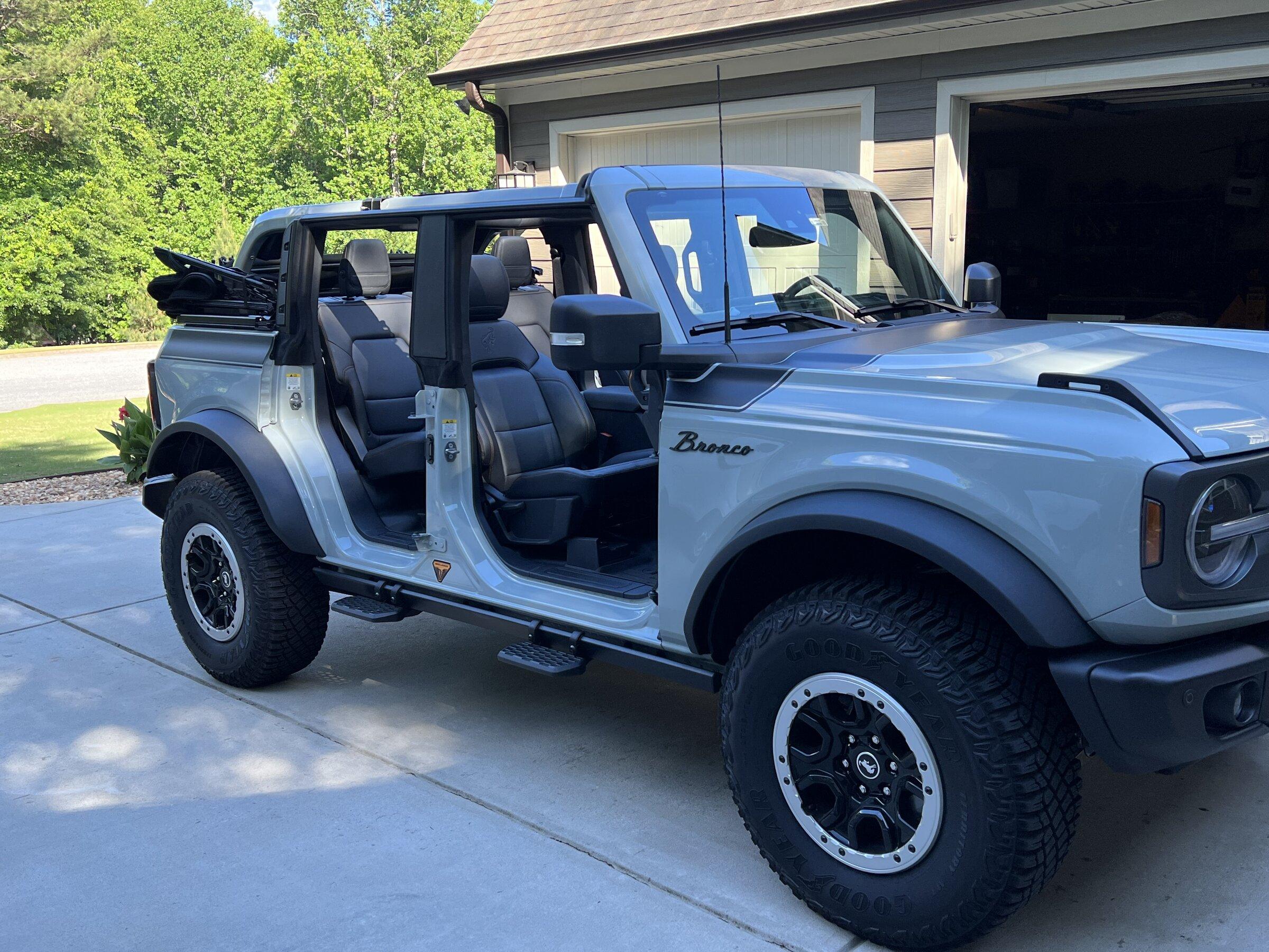 Ford Bronco Post Your Topless Broncos 7A4D112D-BA10-4EC7-B08F-DEBAD1EDE66A