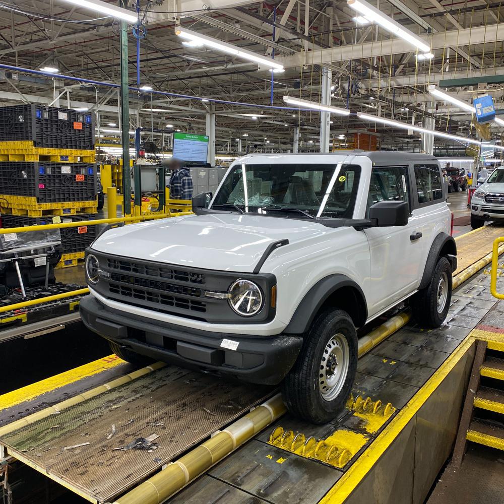 Ford Bronco Getting Photo from the factory? BD7463FA-39CD-45E2-844D-2FB939E9394E