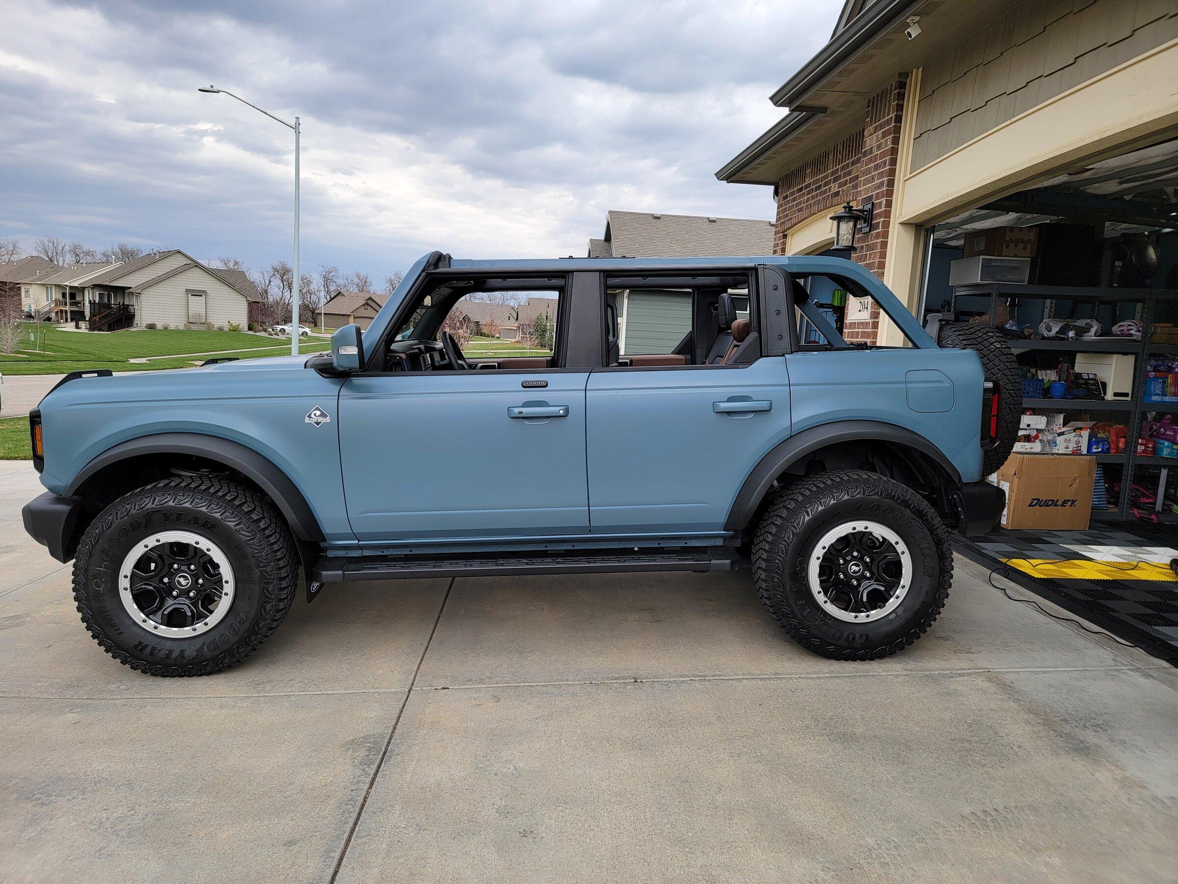 Ford Bronco Badlands Area 51 wrapped in XPEL Stealth and Ceramic Coated 20220403_170451