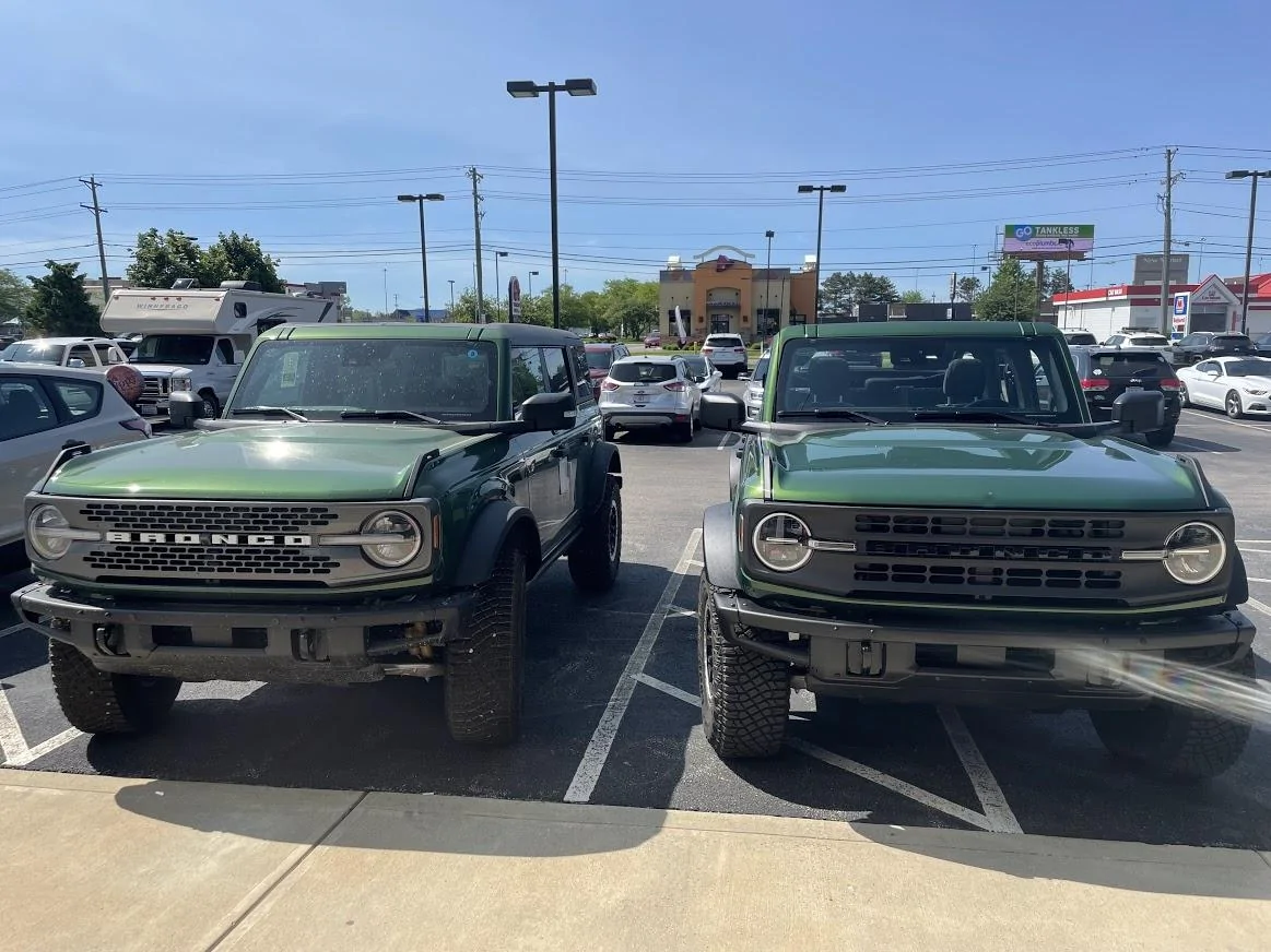 Ford Bronco 🛠 1/17/2022 Build week group IMG_2676