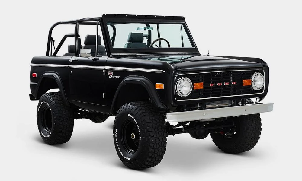 Ford Bronco OG vs Modern Classic-Ford-Broncos-1968-Ford-Bronco-Vail-Build-1