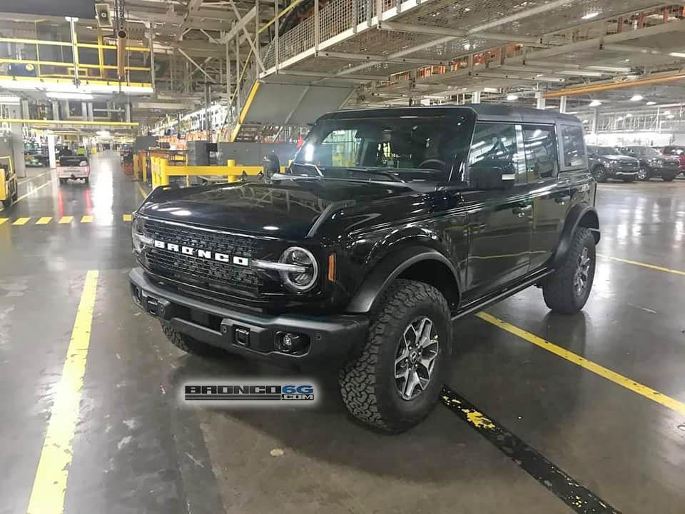 2021 Bronco Badlands production line 2.jpg