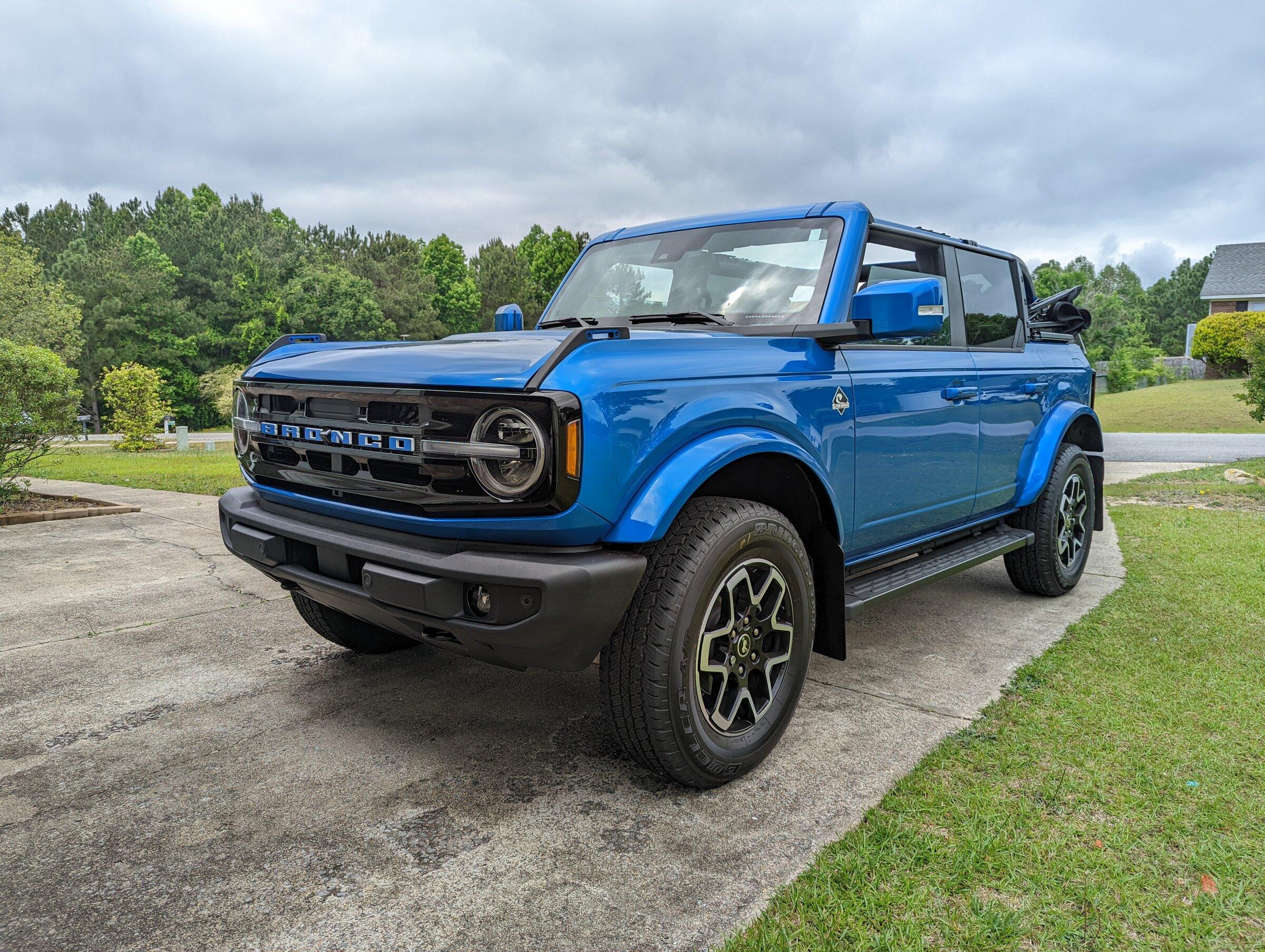 Ford Bronco Jazer's Blu Pony PXL_20220513_185505972