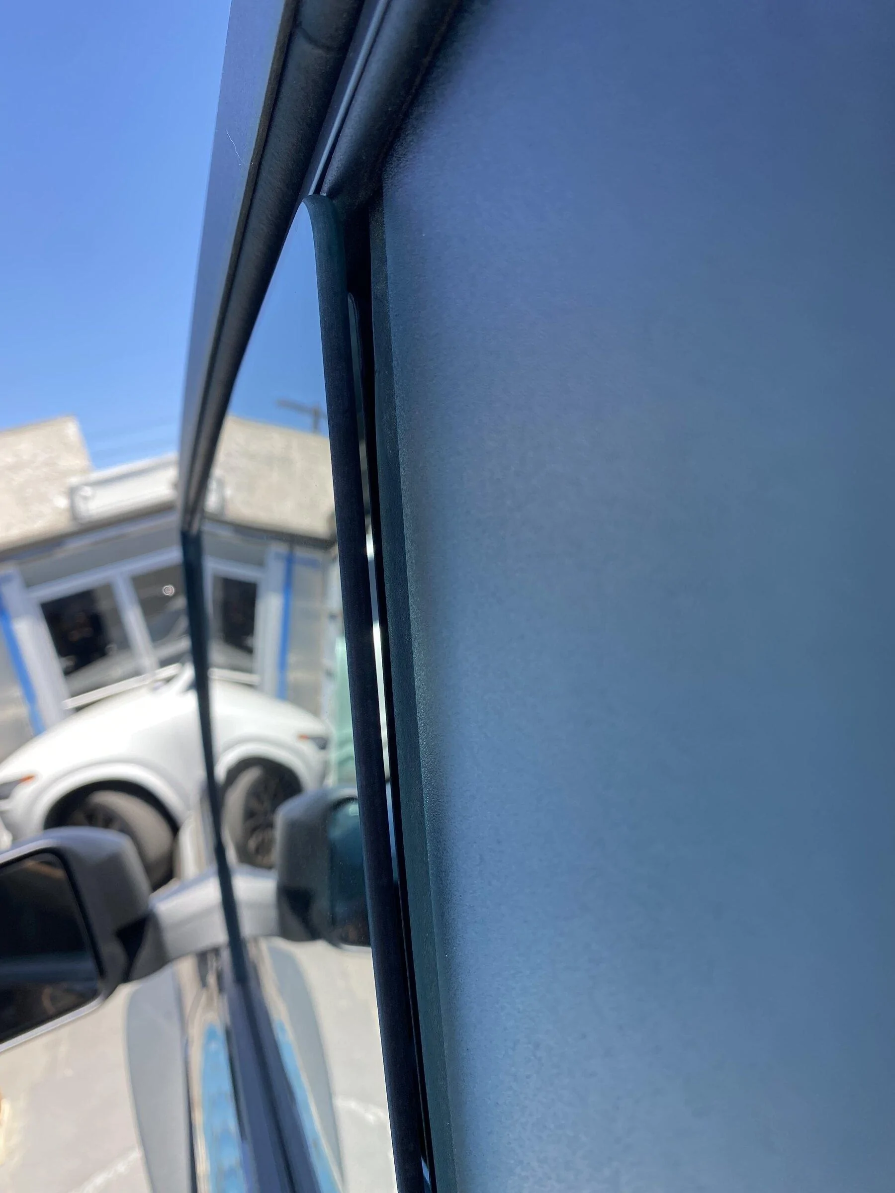 Ford Bronco Window gap issue 2F64A6F0-3355-4E56-8559-3F73F79D9BAE