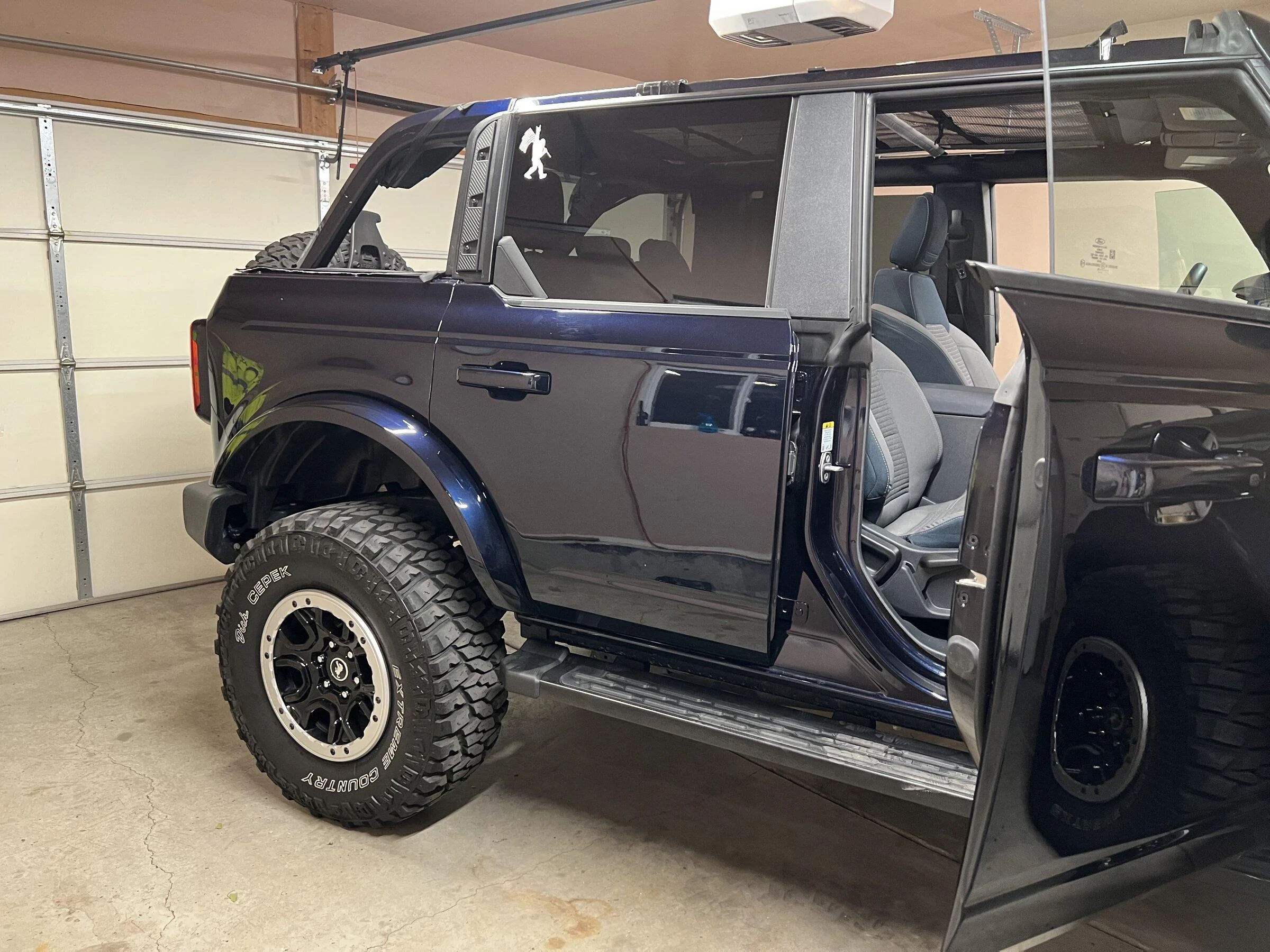 Ford Bronco Soft top off rear cover installed 23286C0C-FE23-4D6D-A0E0-3EA76F0BDE4C