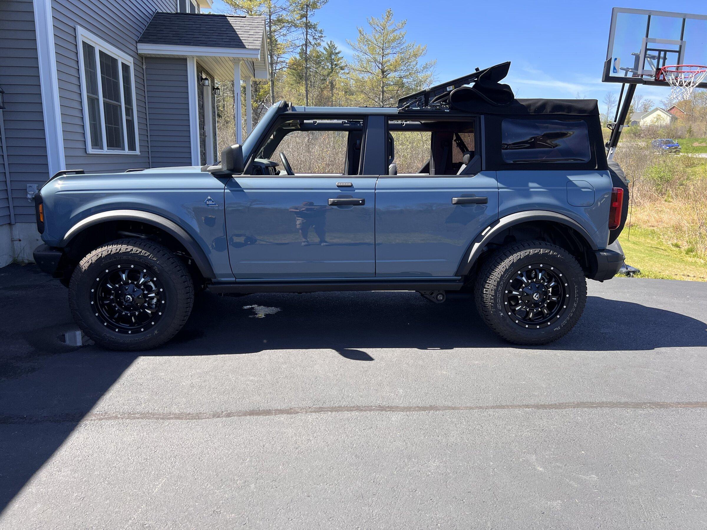 Ford Bronco New shoes! 46802D32-789D-4CC2-84D3-2687D09D5F71