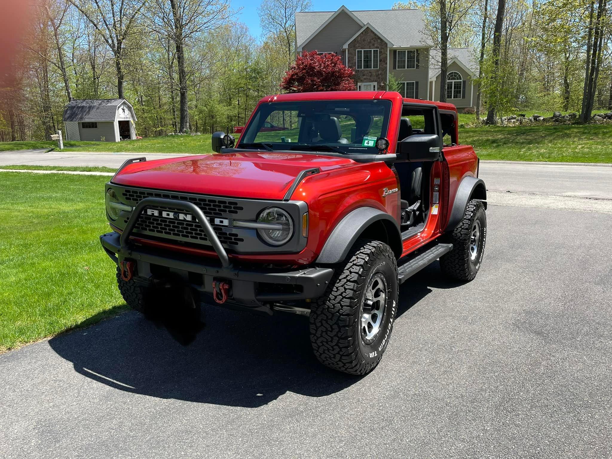 Ford Bronco HOT PEPPER RED Bronco Club 280512192_10224258228936177_1429594207452975244_n