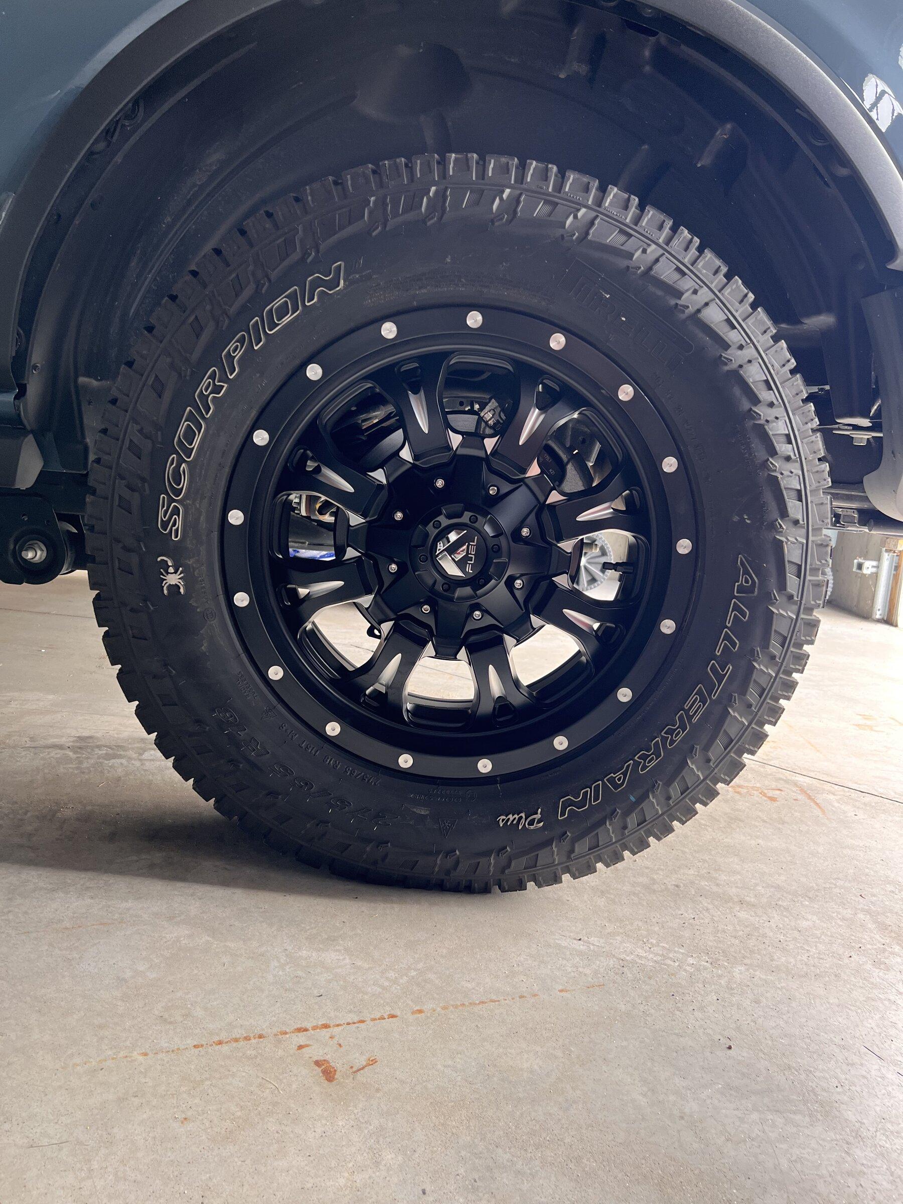 Ford Bronco New shoes! 28634CEB-3C3B-48E8-BB29-FC86FDFCF133