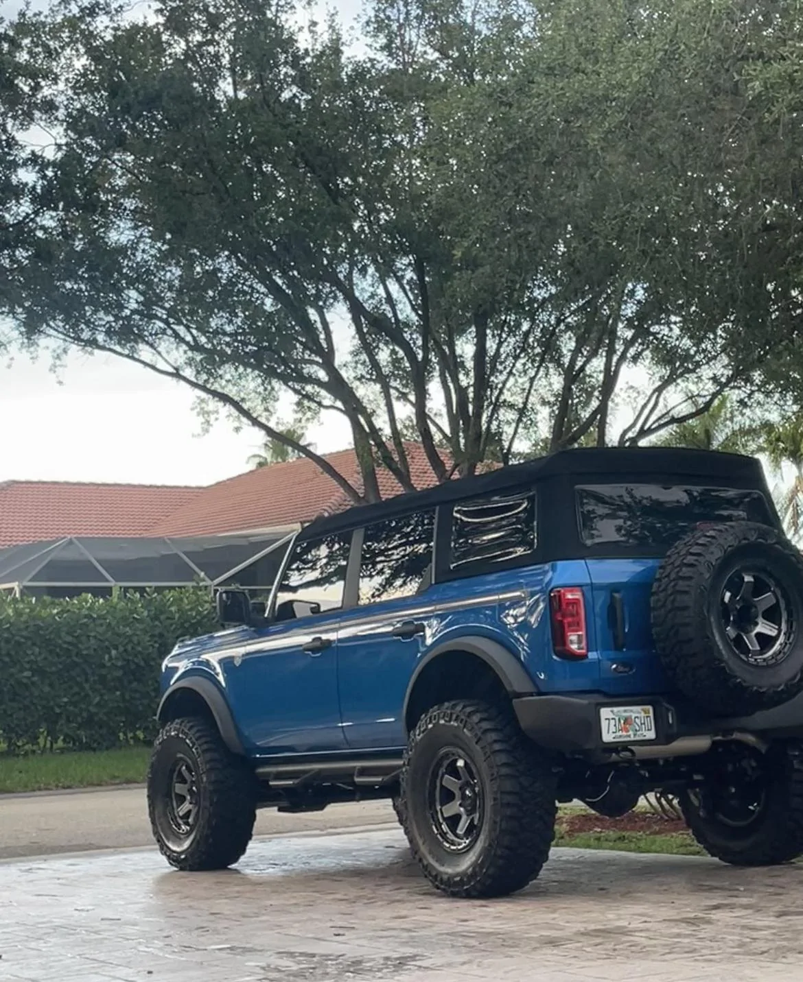 Ford Bronco WTS Soft Top 2CC67195-0FF2-4DF0-B2D6-DD2735E5F402