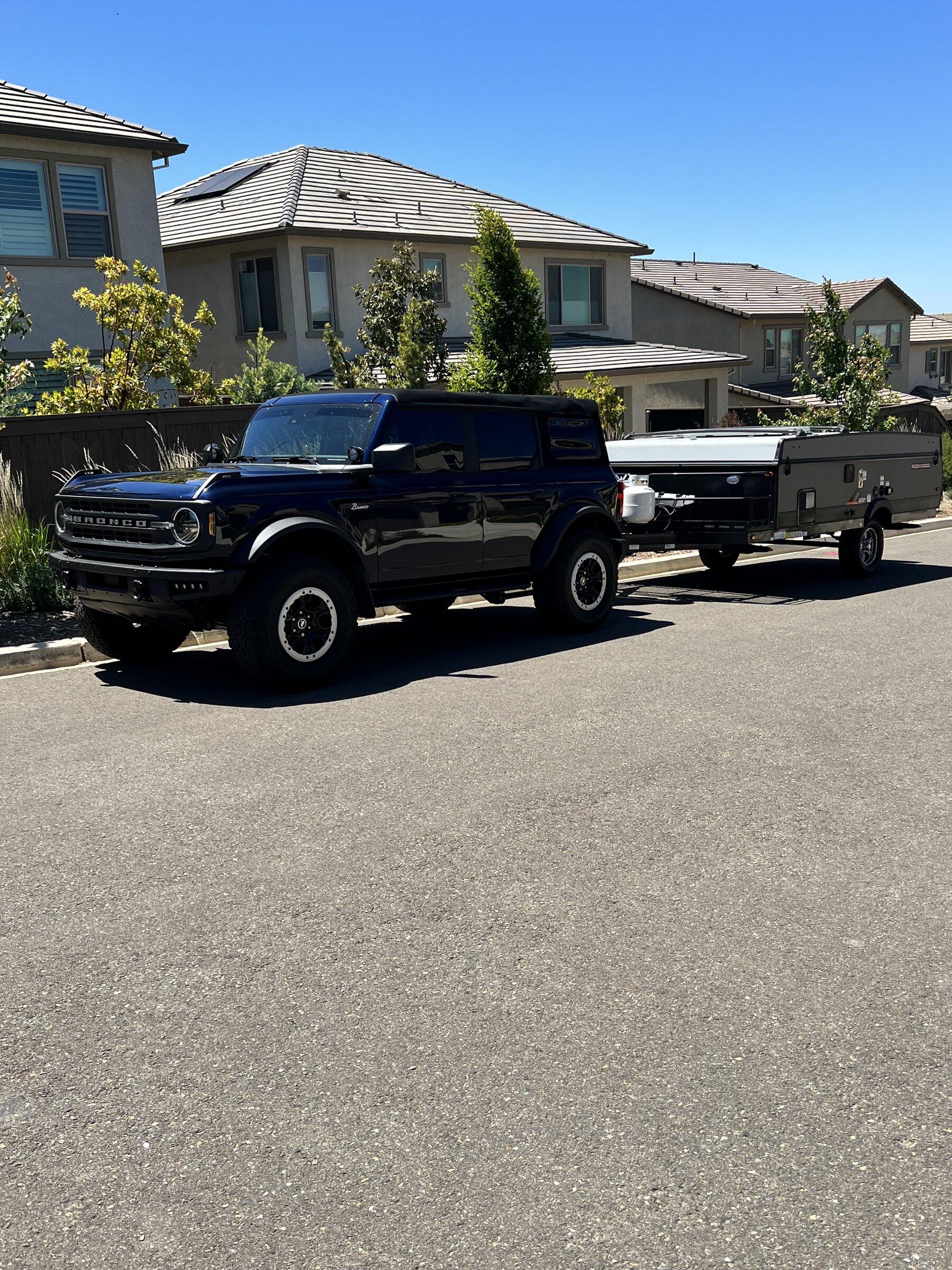 Ford Bronco Towing with the Base 2.7 Sasquatch GycBimyiSEGolaiJLPa%Zw