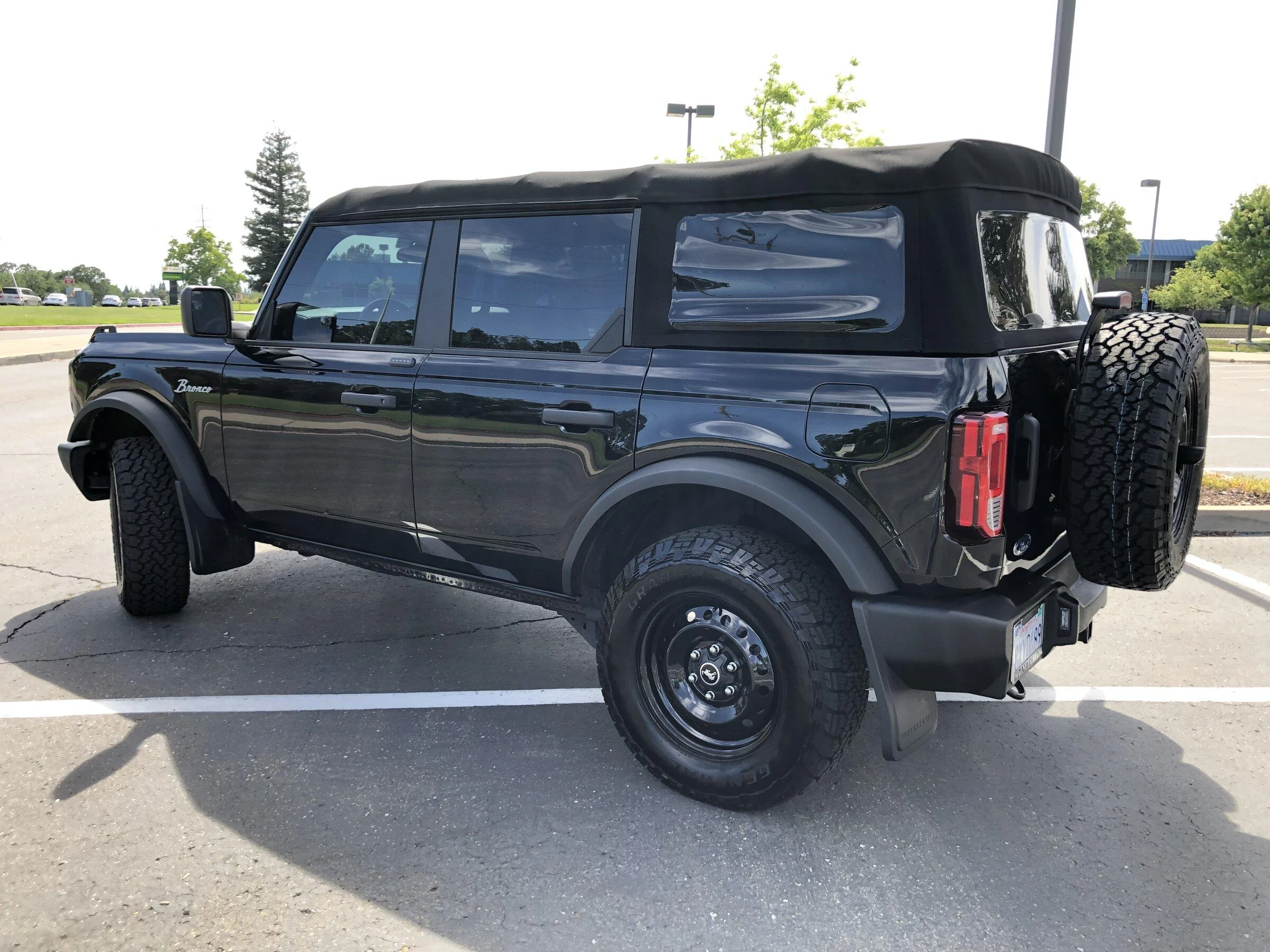 Ford Bronco 🛠 1/17/2022 Build week group 9E1810D7-5565-4D1B-A361-388D7E7C4D7C