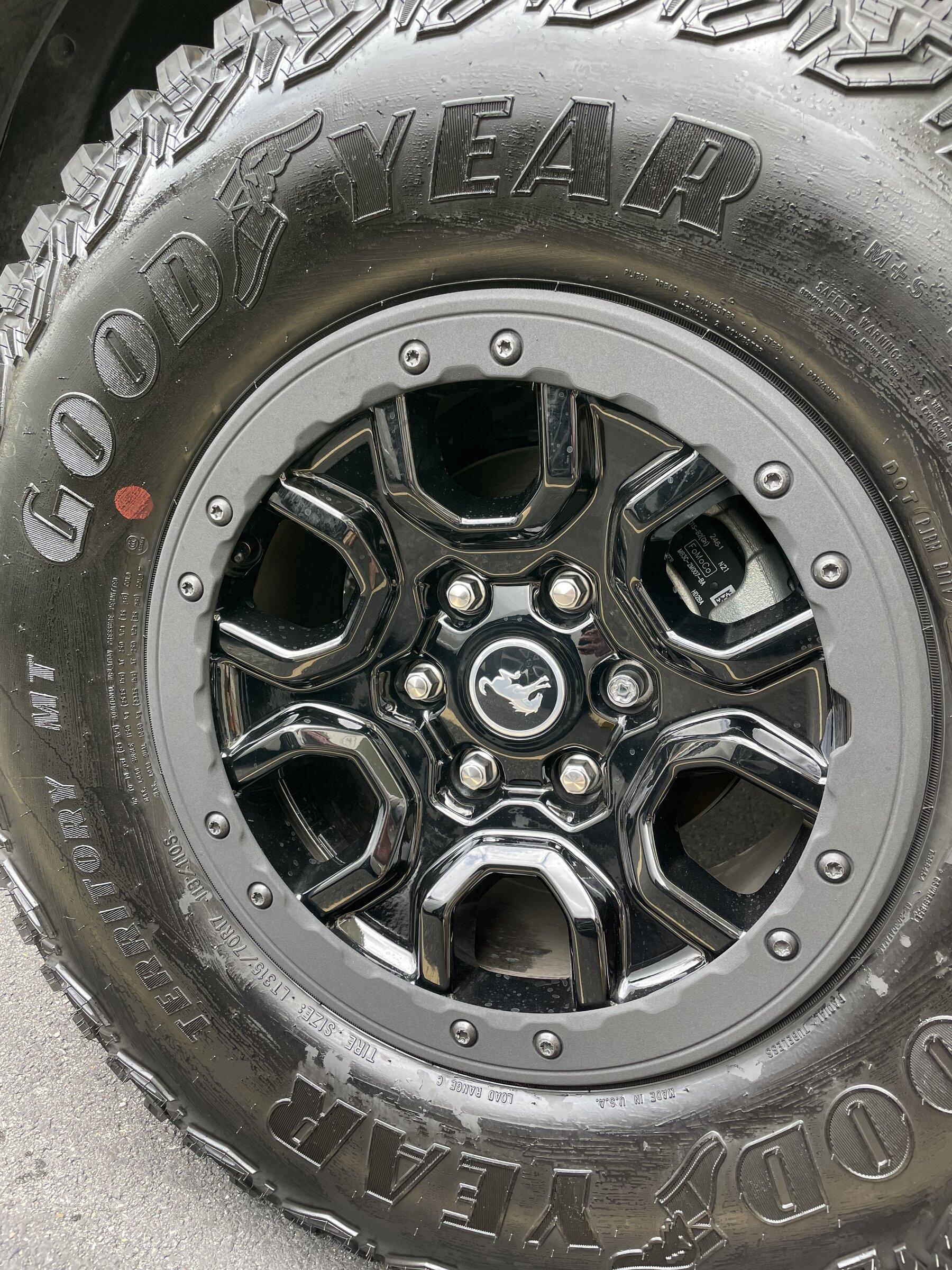 Ford Bronco Show us your installed wheel / tire upgrades here! (Pics) 55205211-26C8-4BDE-90C8-DD743E0A1AB5