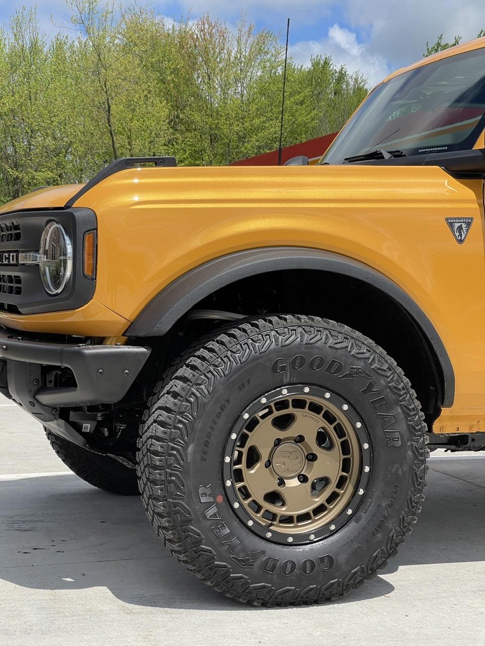 Ford Bronco Show us your installed wheel / tire upgrades here! (Pics) B48F675A-039A-4498-8D49-EE79ABAD13D0