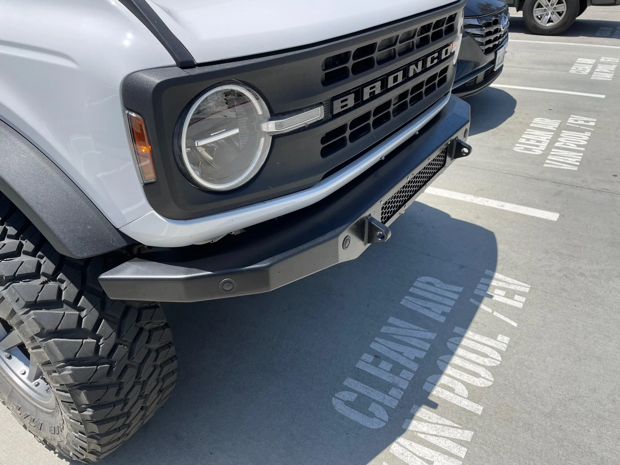 Ford Bronco ICON 2.5 EXP Shocks Bridge The Gap Between Spacers and Threaded Coilovers! IMG_3582