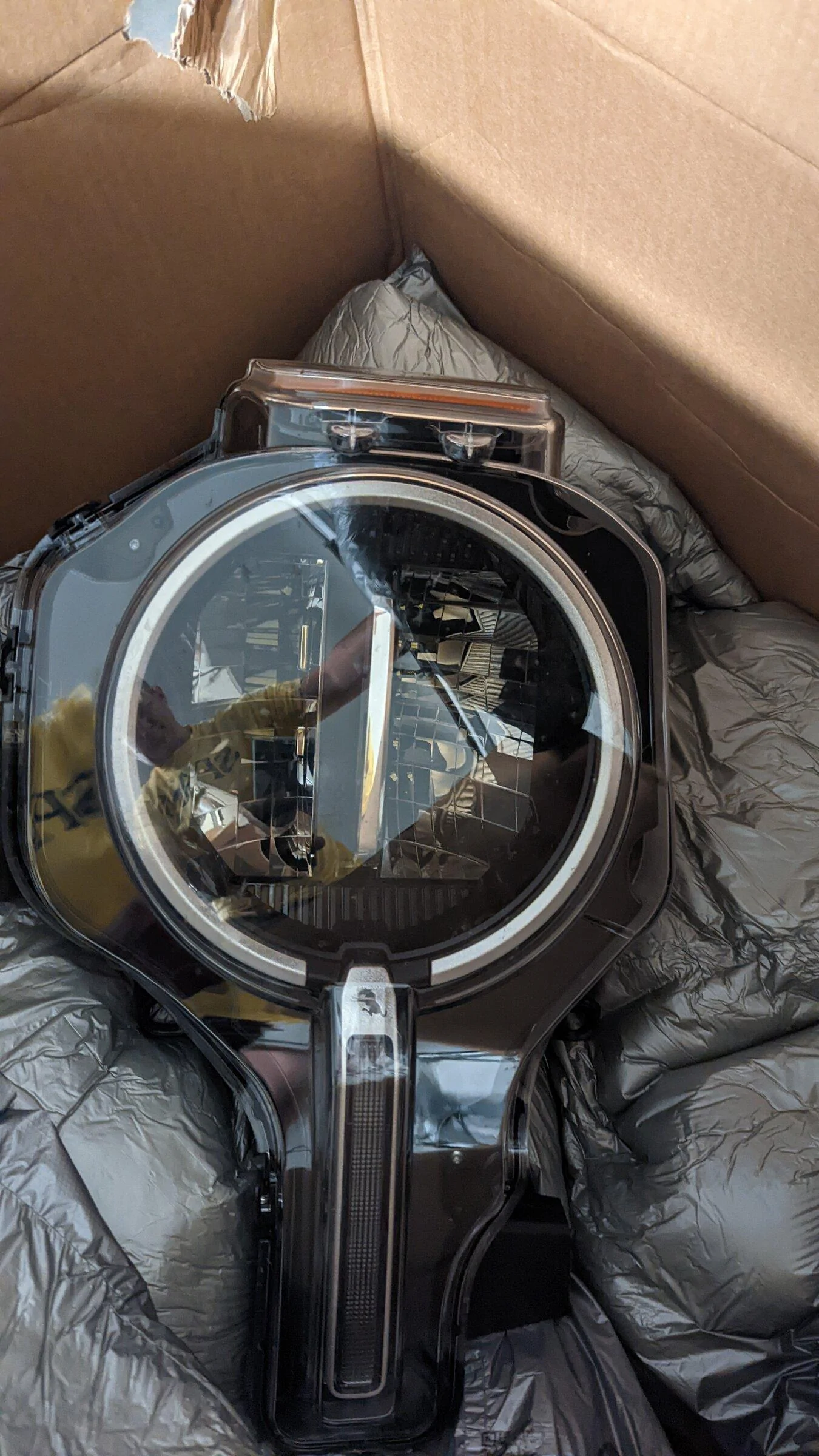Ford Bronco Standard headlights PXL_20220517_051321207
