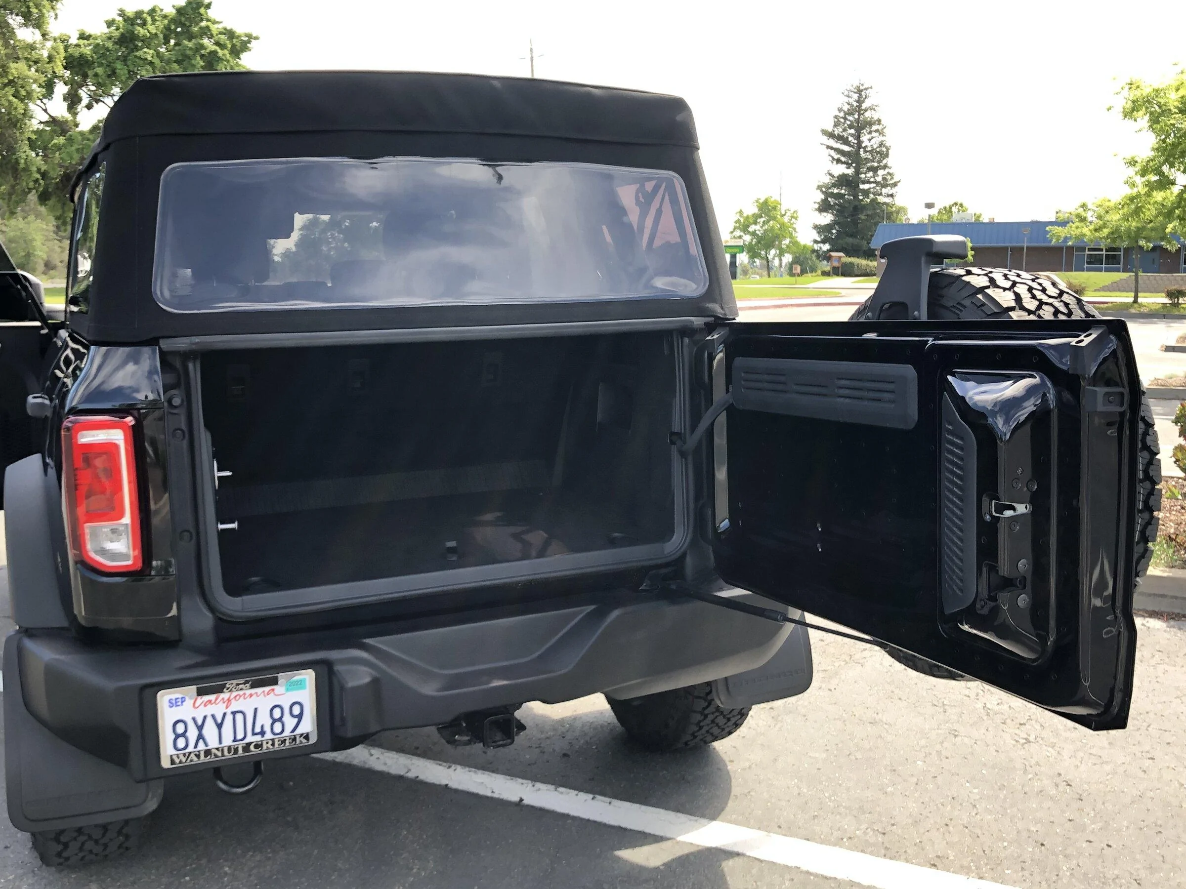 Ford Bronco 2021 Ford Bronco Base 4-door 4D2D0FF2-4C94-42C3-9FF6-447A5C8A0DA0