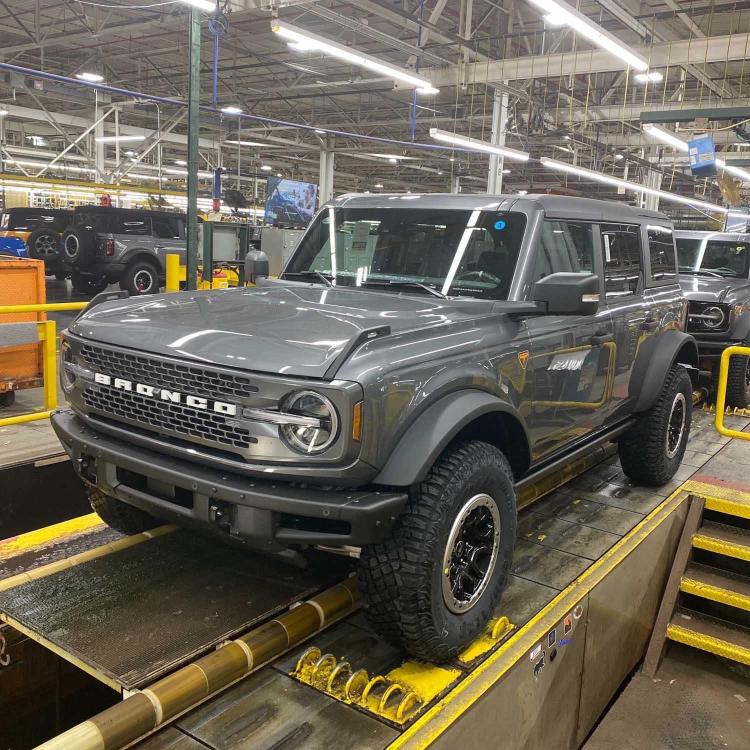 Ford Bronco 5/2/22 Build Week Group 1652812871059