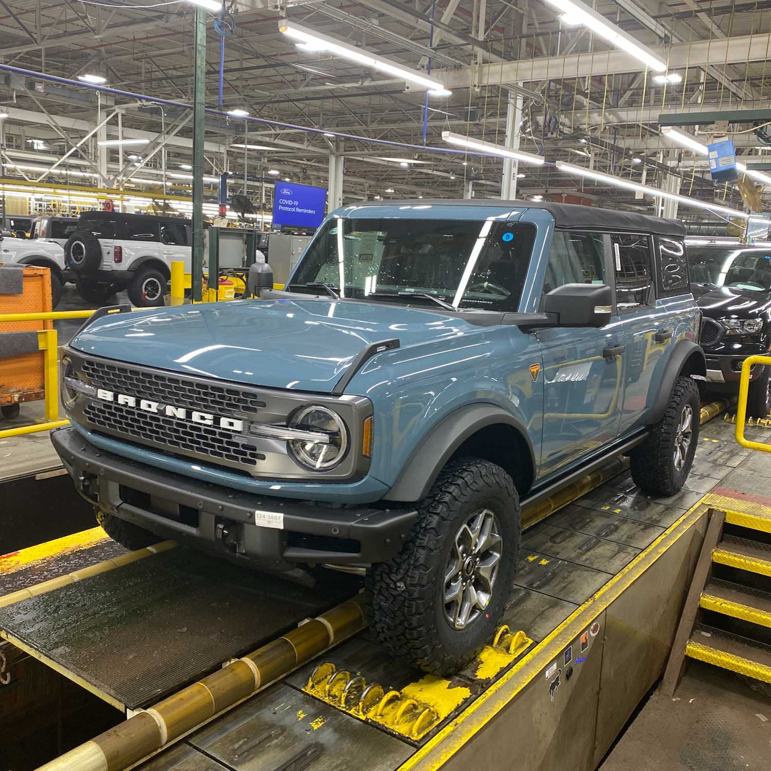 Ford Bronco 5/2/22 Build Week Group 3D7F8C0B-AC8D-4E16-89A0-B1C1D6E866C5