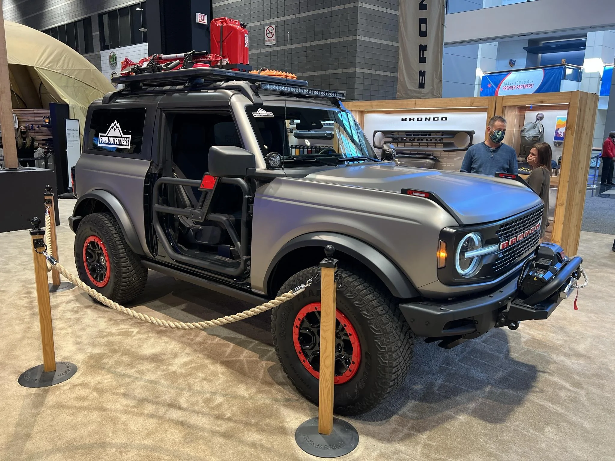 Ford Bronco UPDATED - OEM Tube Door installed! IMG_1607