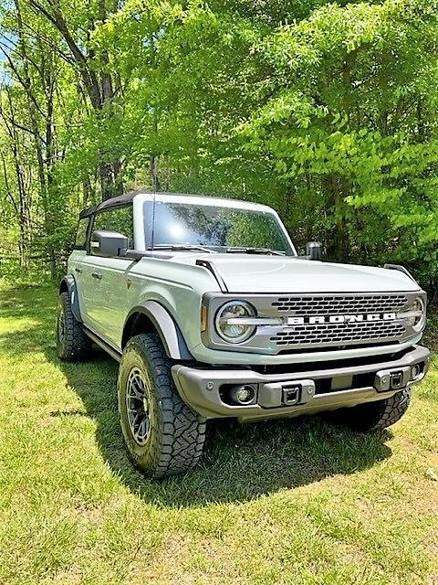 Ford Bronco Badlands NON-SASQUATCH on 35's and 1" level lift b2