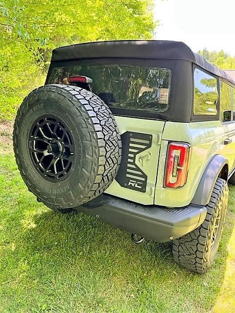 Ford Bronco Badlands NON-SASQUATCH on 35's and 1" level lift b4