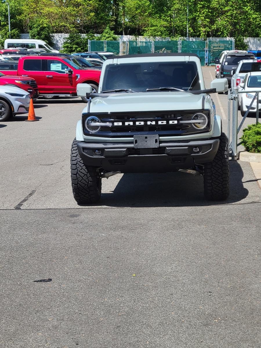 Ford Bronco freezey00 - Cactus Gray OB Build w/ painted Sasquatch fenders, side steps & more Resized_Resized_20220517_111302
