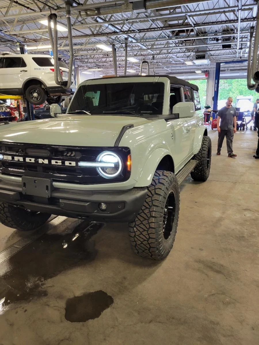 Ford Bronco freezey00 - Cactus Gray OB Build w/ painted Sasquatch fenders, side steps & more Resized_Resized_20220516_160642