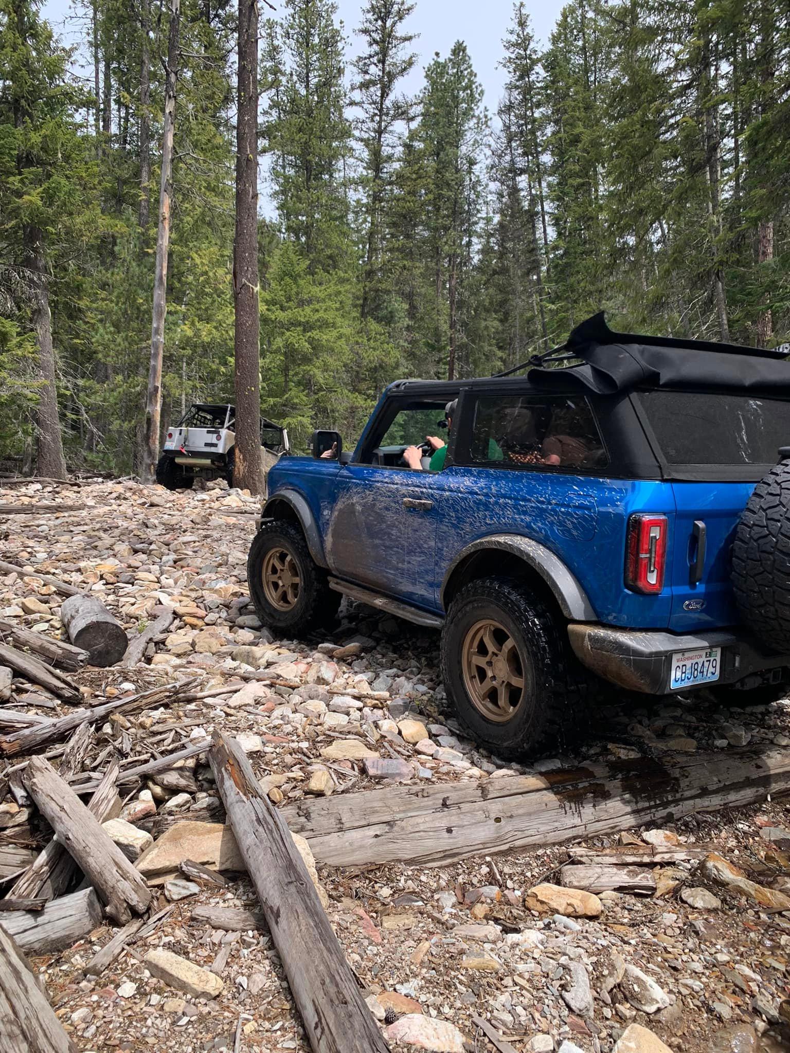 Ford Bronco Two Broncos and a Jeep Run Compressor Trail 281486053_5290427504355364_7079245158418978930_n