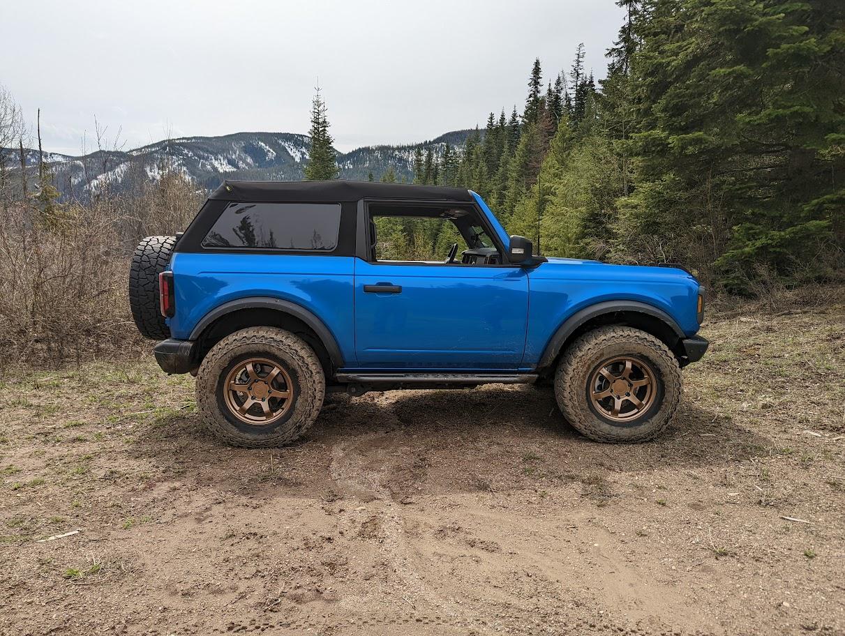Ford Bronco Two Broncos and a Jeep Run Compressor Trail PXL_20220515_180019538