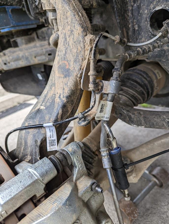 Ford Bronco Two Broncos and a Jeep Run Compressor Trail PXL_20220516_224438555 (1)